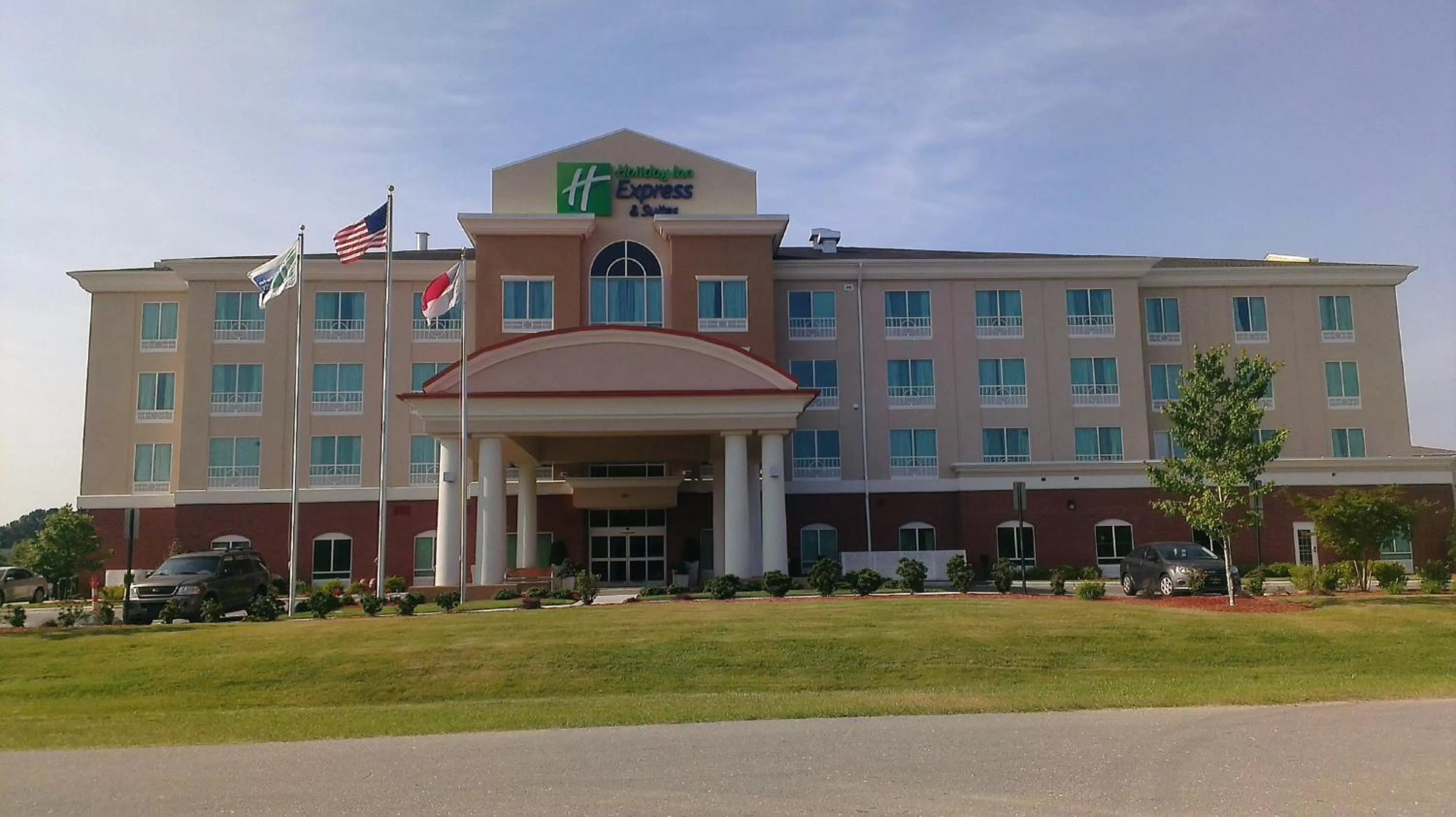 Property building in Holiday Inn Express & Suites - Smithfield/Selma by IHG