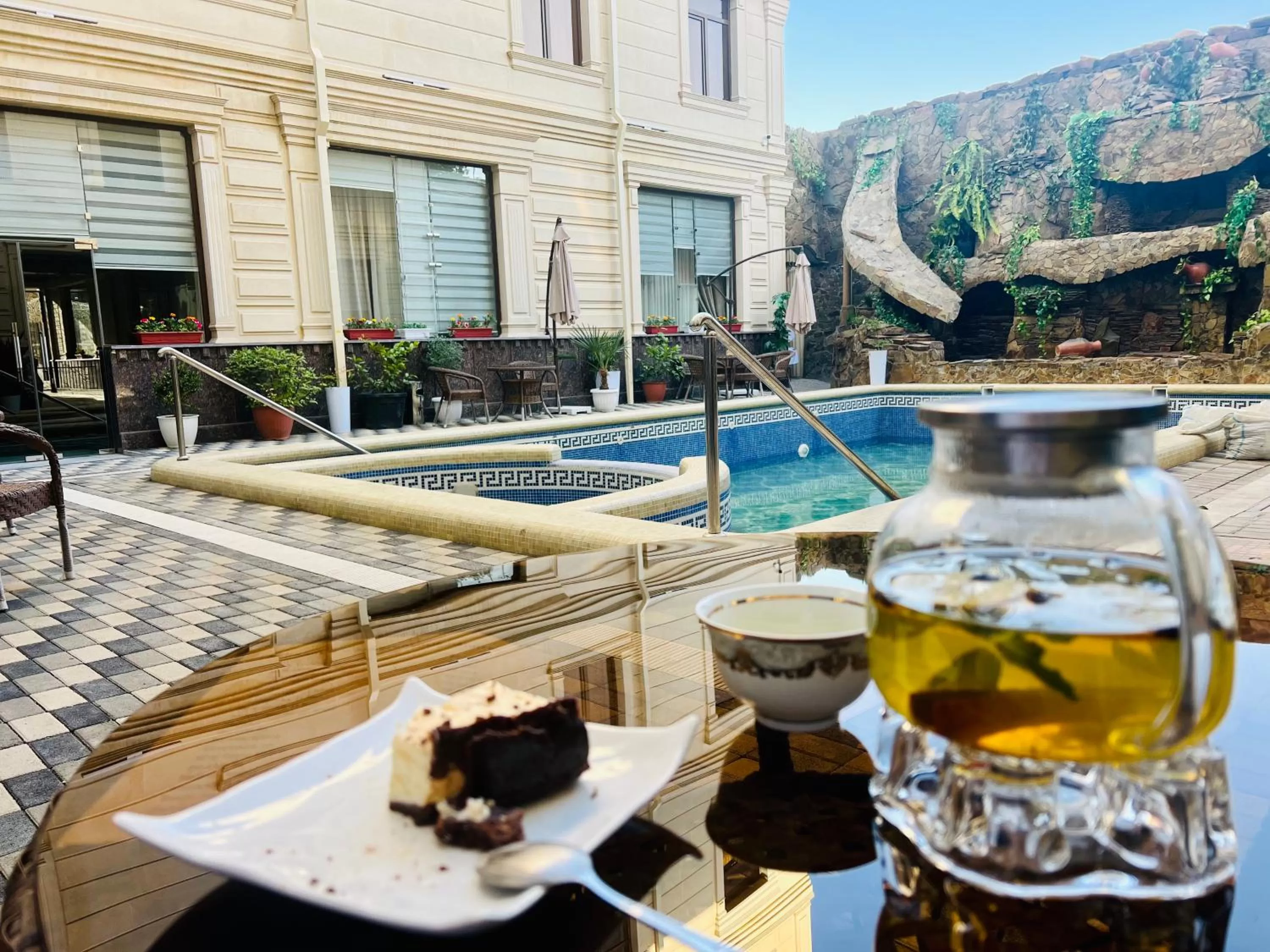 Pool view in Medina Hotel Samarkand