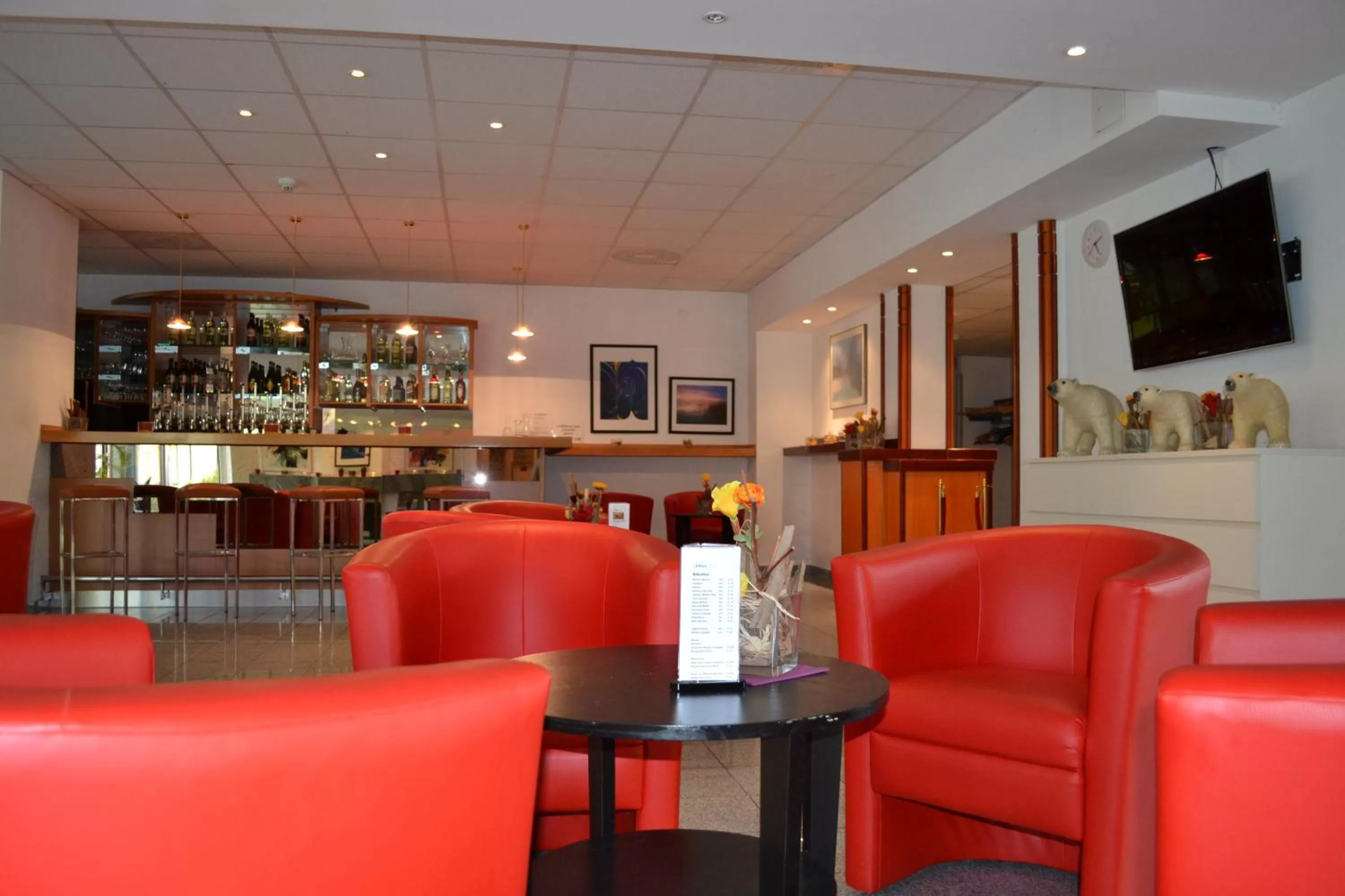 Lounge or bar in Lenas West Hotel
