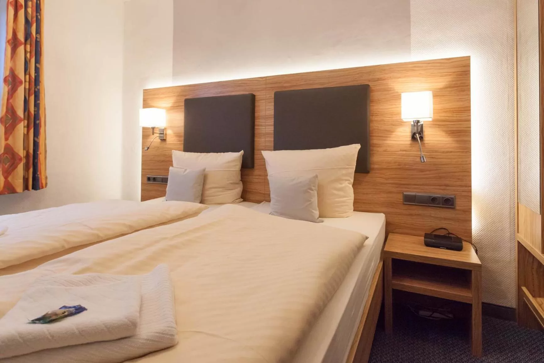 Bedroom, Bed in Hotel Garni "Zur Alten Post"