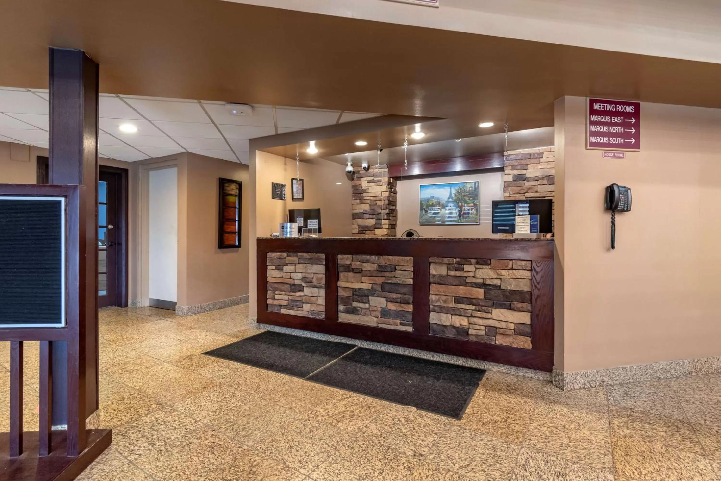 Lobby or reception in Best Western Marquis Inn & Suites