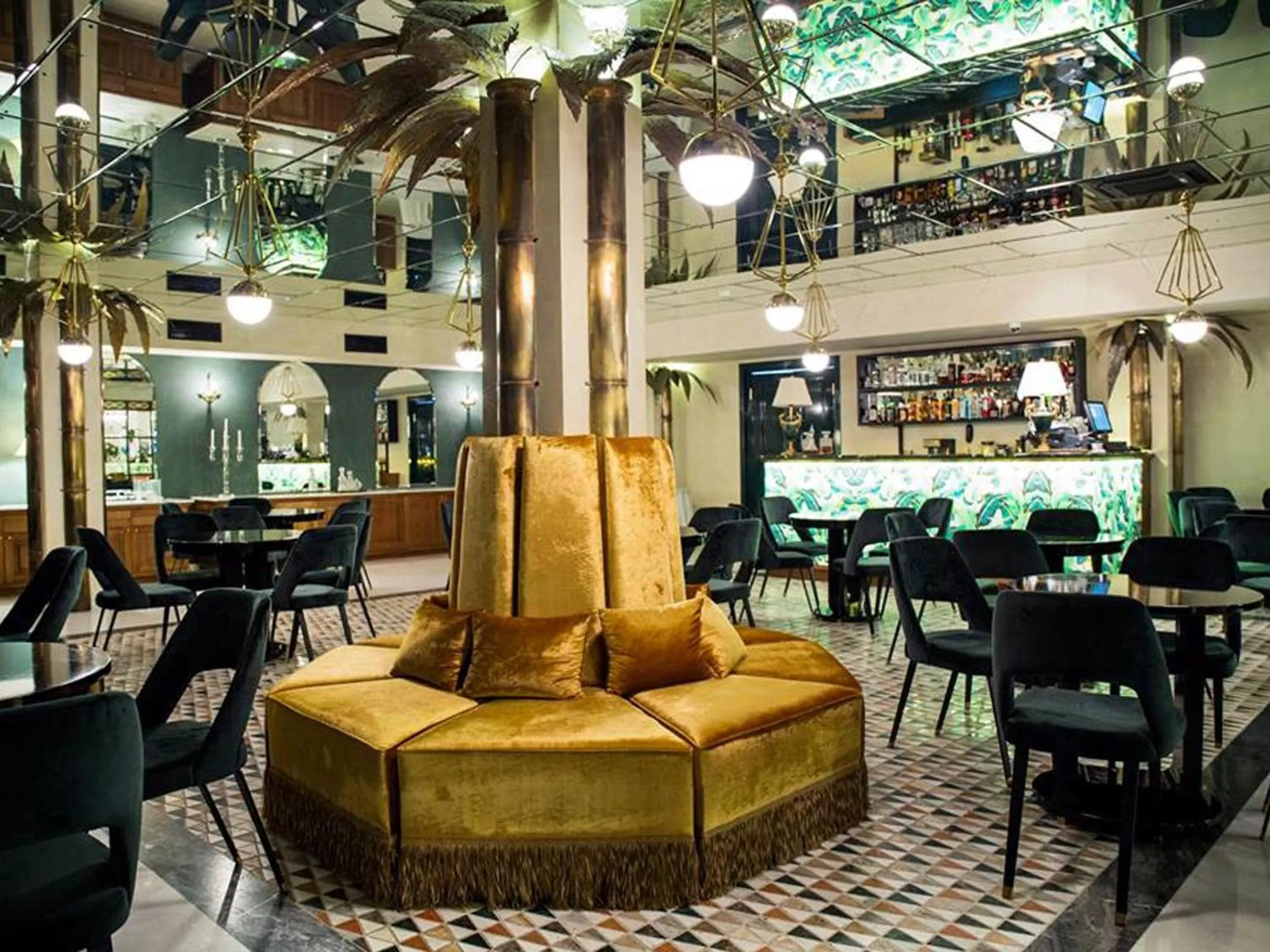 Restaurant/places to eat in Museum Hotel