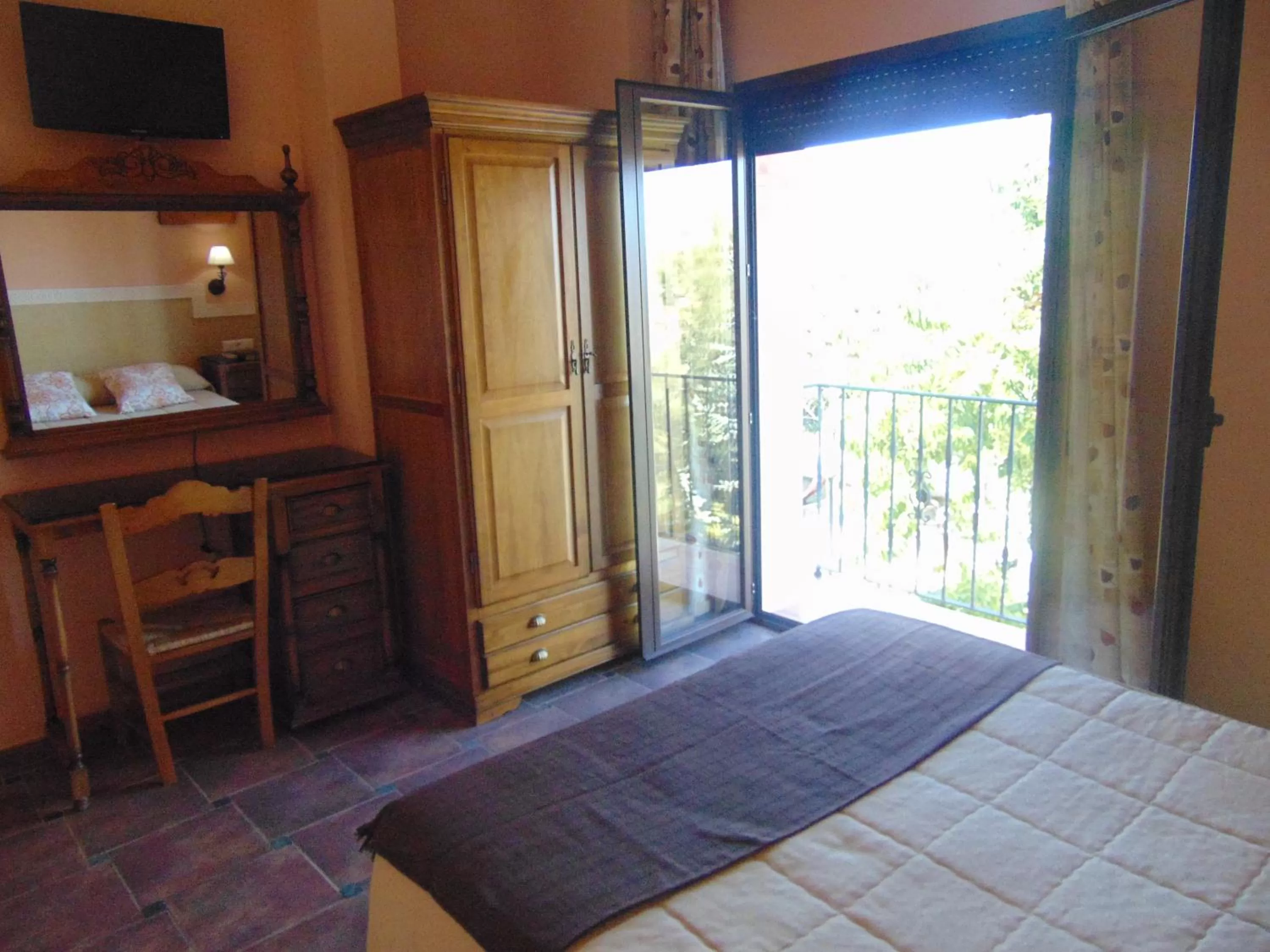 Bed in Hotel Sierra de Araceli Lucena