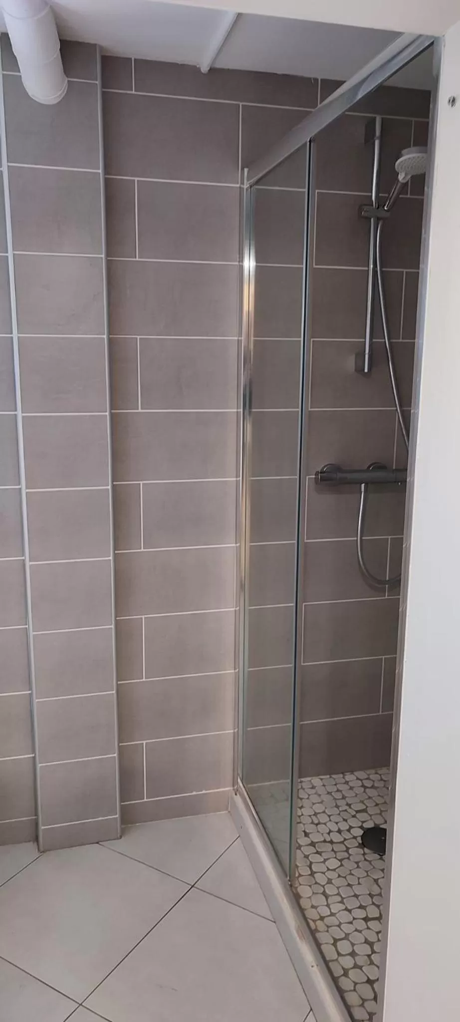 Bathroom in Les Terrasses d'Angoulême