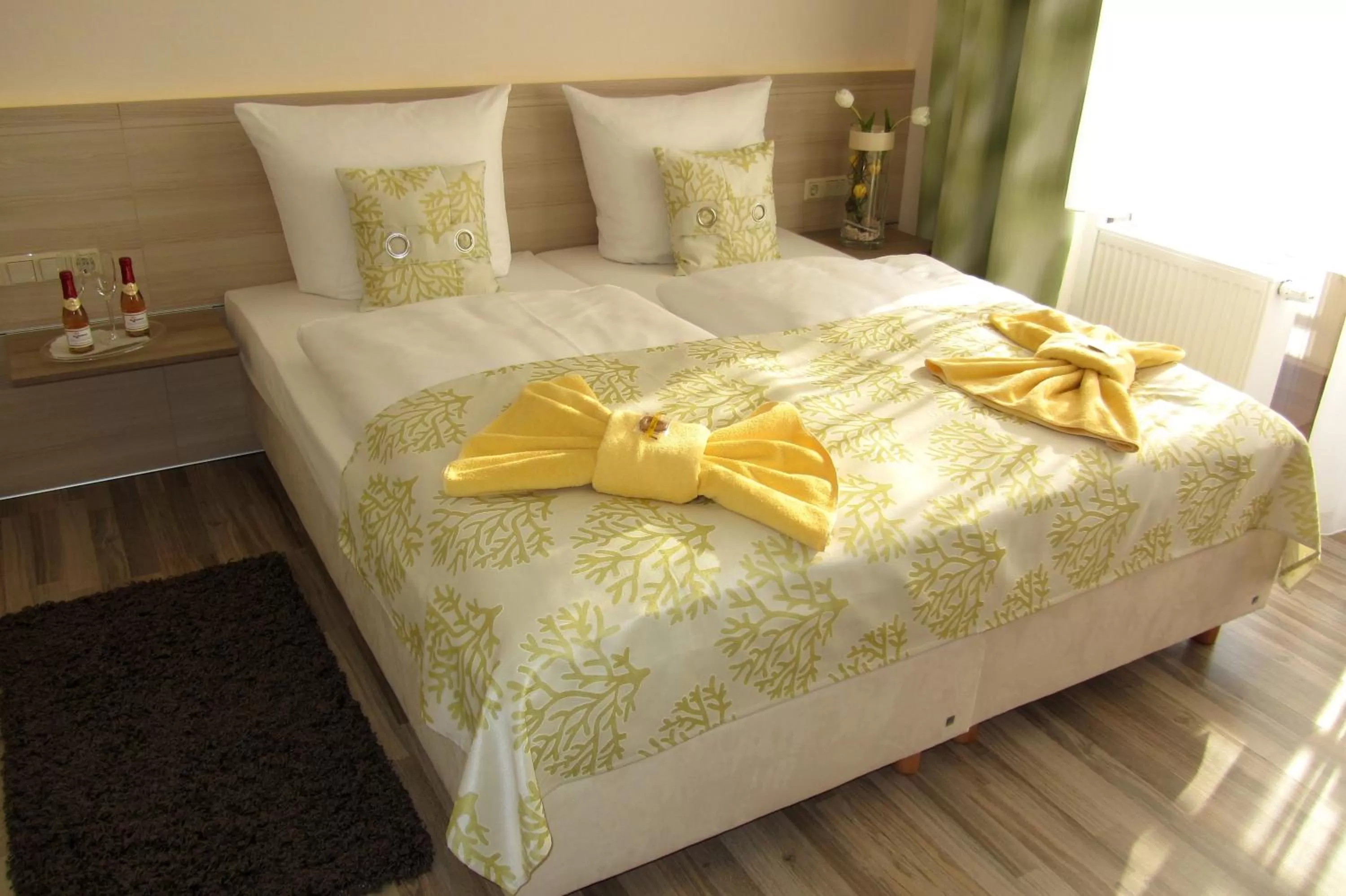 Bedroom, Bed in Willmersdorfer Hof