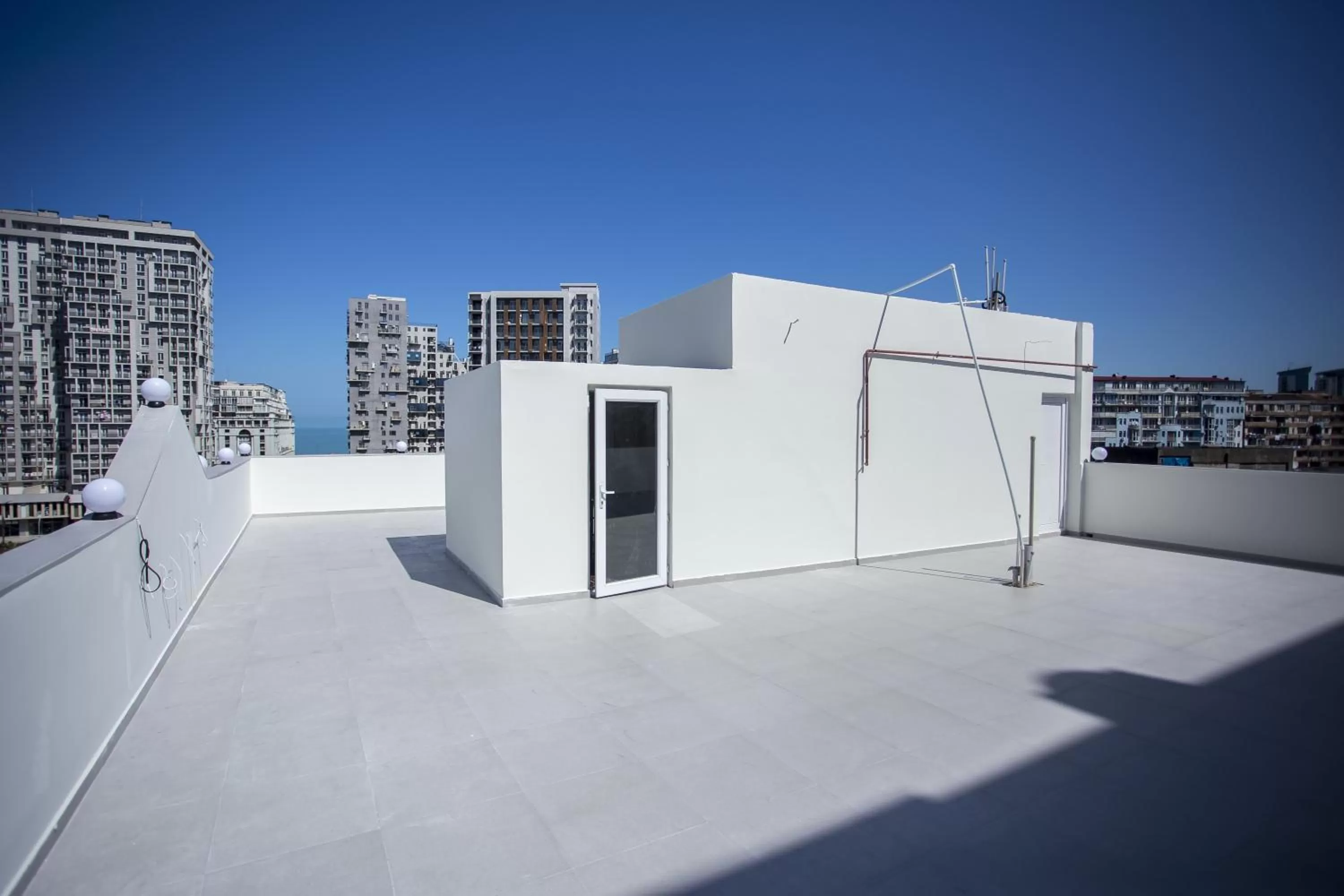 Lounge or bar, Property Building in Hotel Garanti