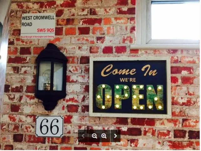 Decorative detail in West Cromwell Hotel