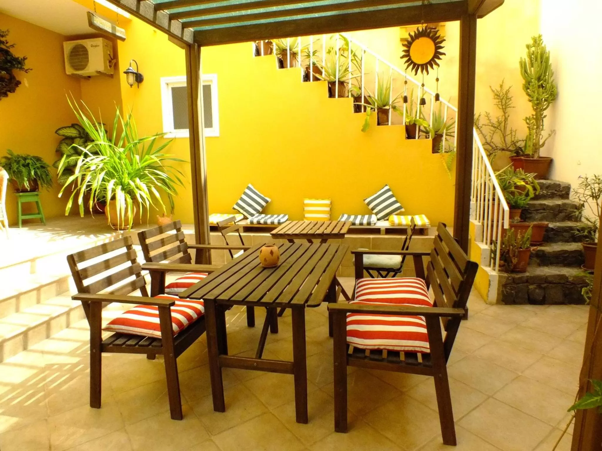 Garden in Kira's Boutique Hotel