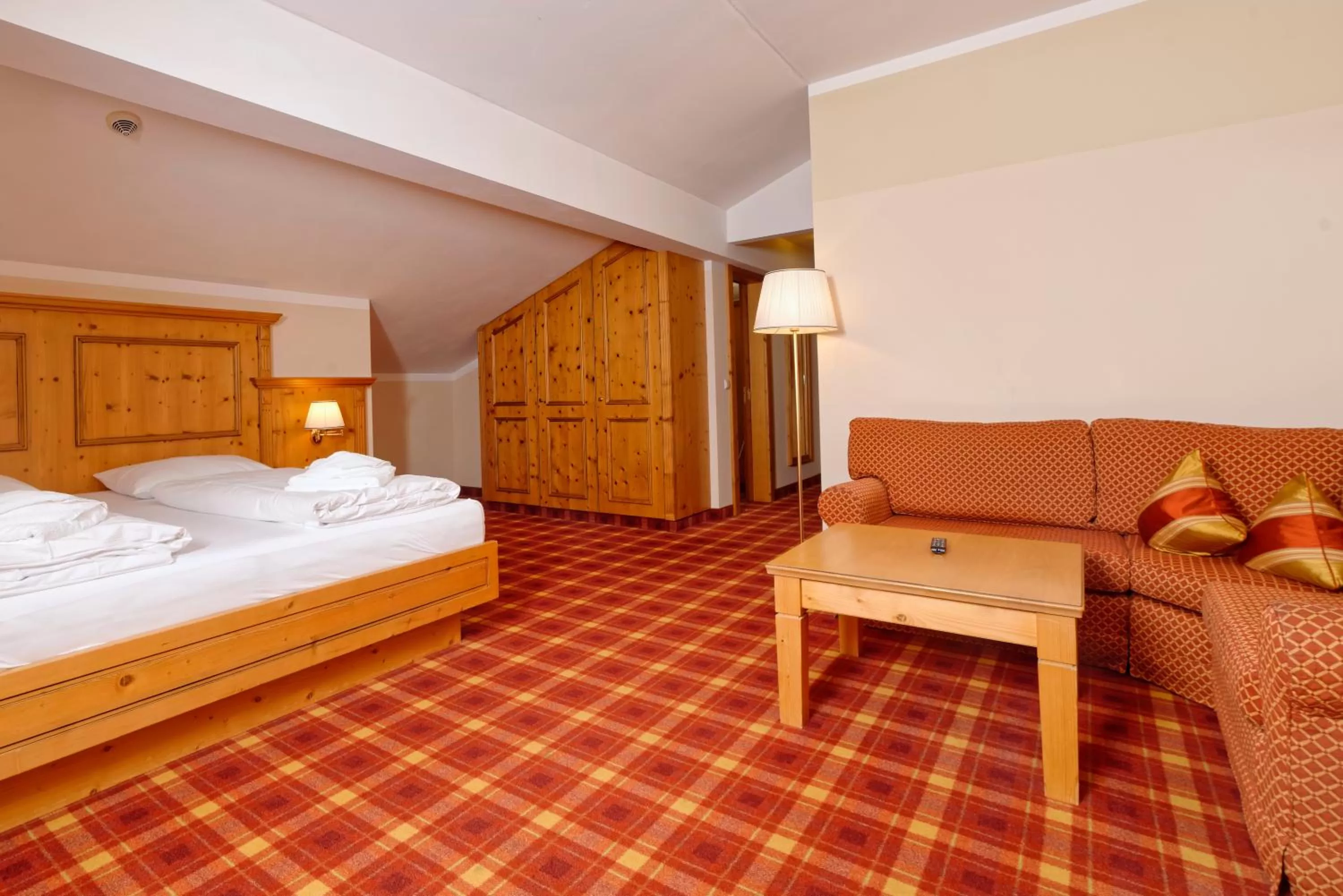 Bed in Ortnerhof - Ihr Zuhause am Fuße der Alpen