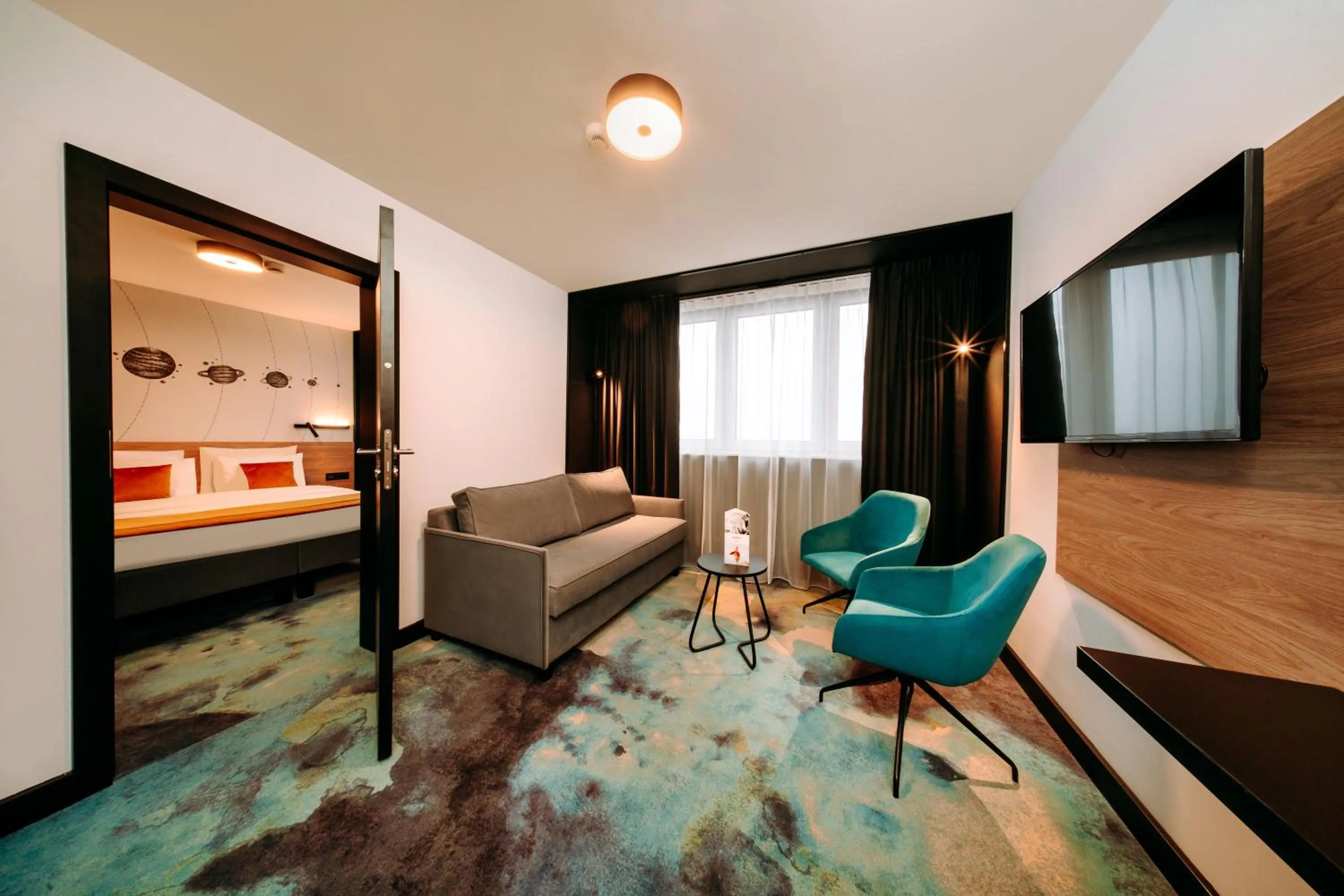 TV and multimedia in Hotel Mercure Toruń Centrum