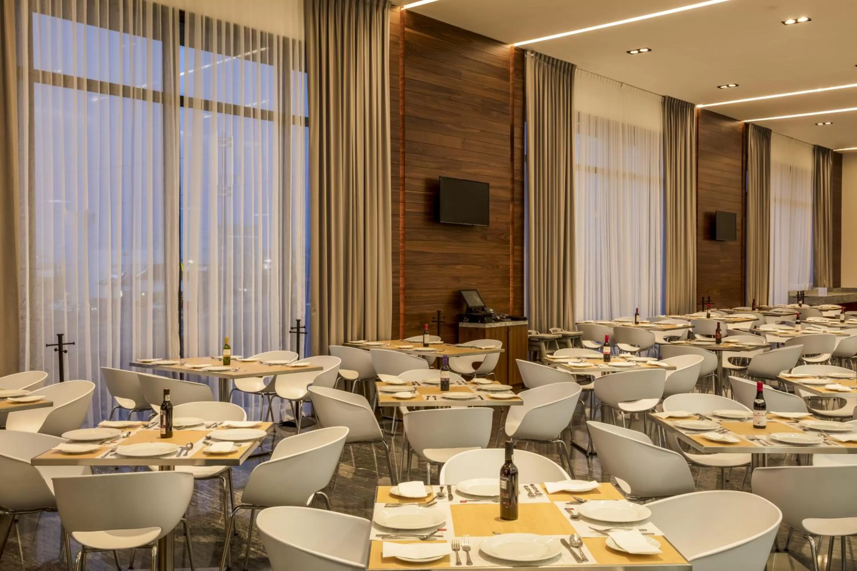 Restaurant/places to eat in Fiesta Inn Chihuahua Fashion Mall