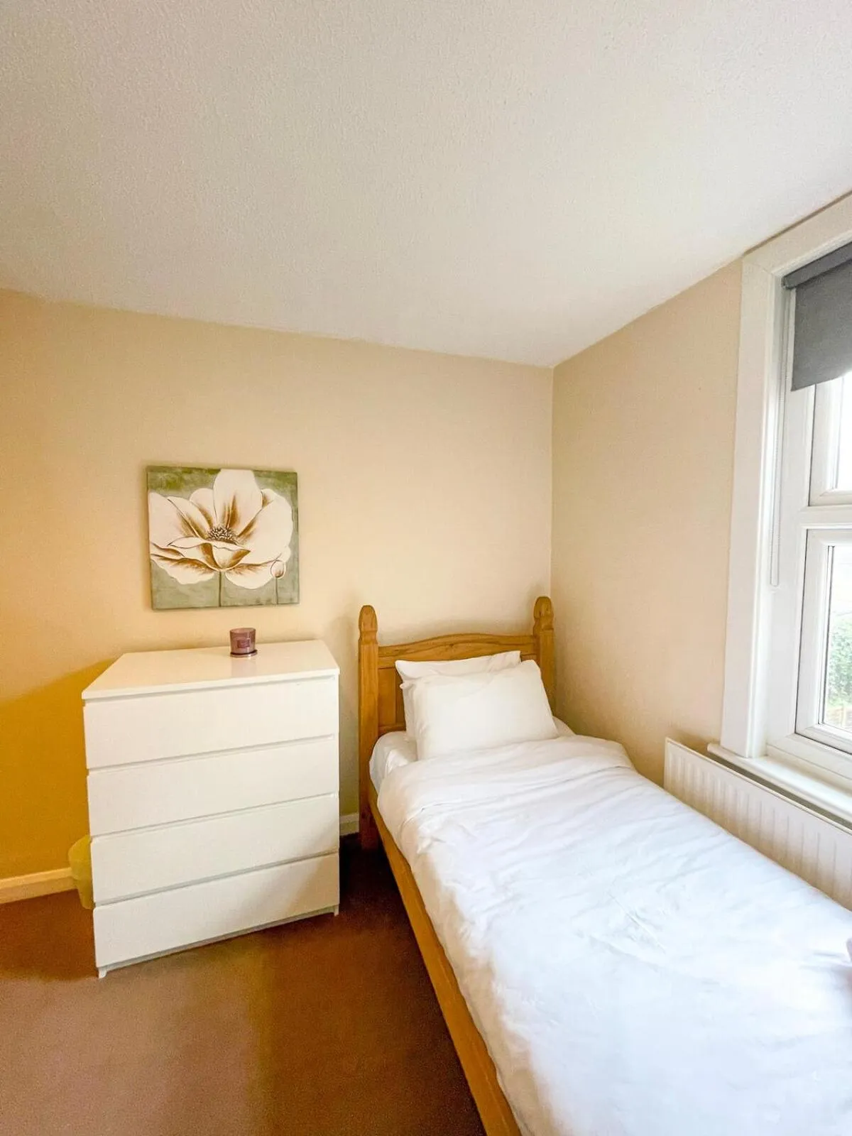 Bed in Borden Terrace by Kasay Stays