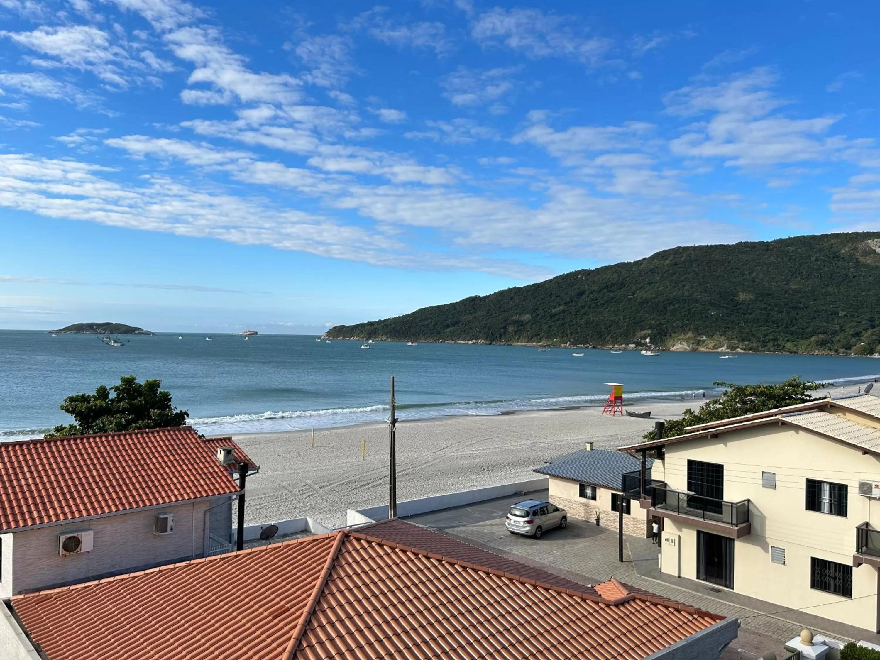 Day in Golfinhos Apart Hotel