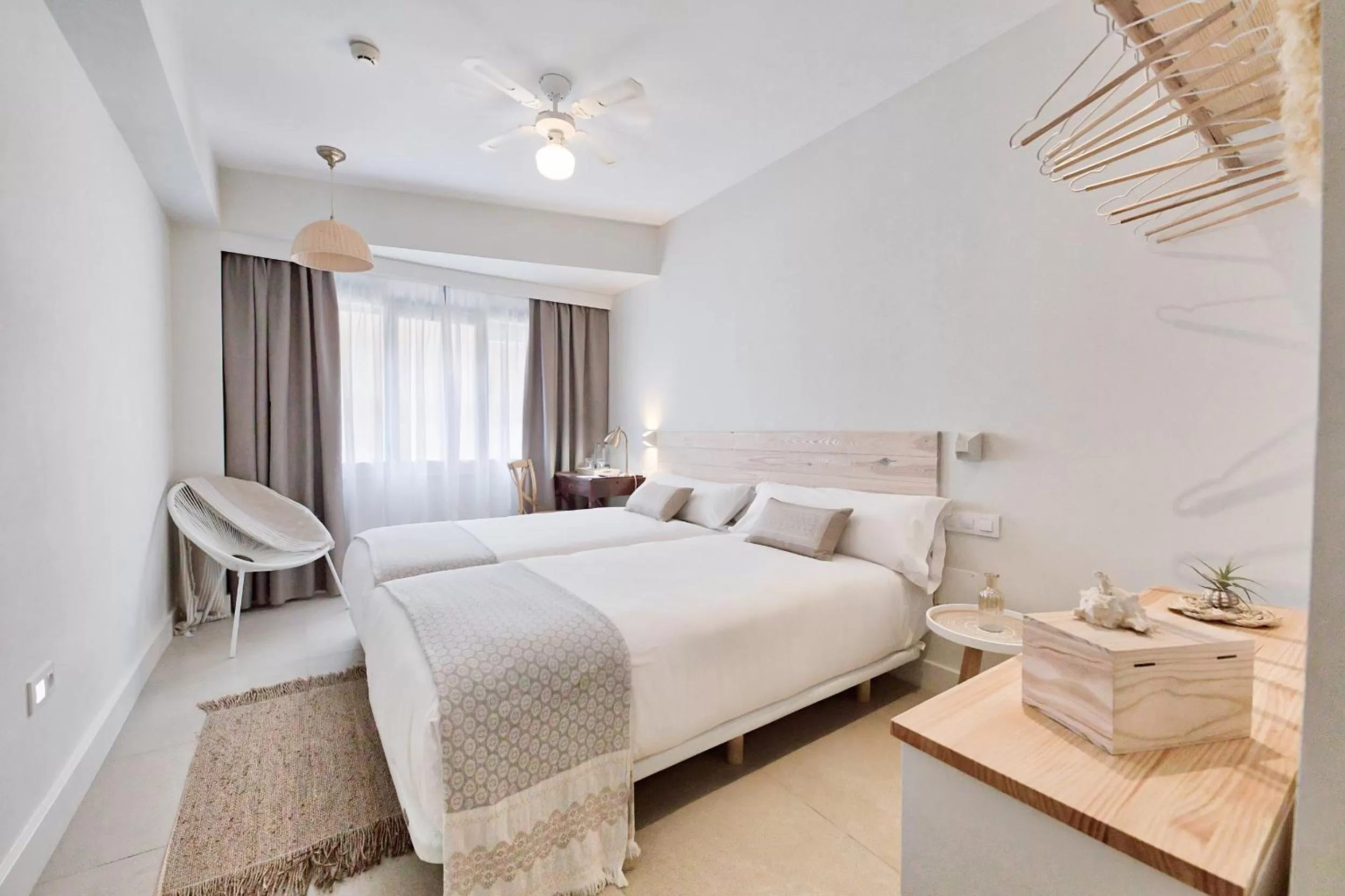 Photo of the whole room, Bed in Maresía Canteras Urban Hotel