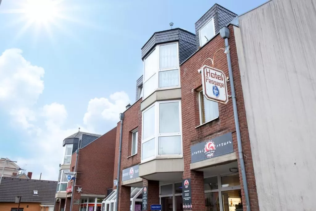 Property building in Swetis Passage