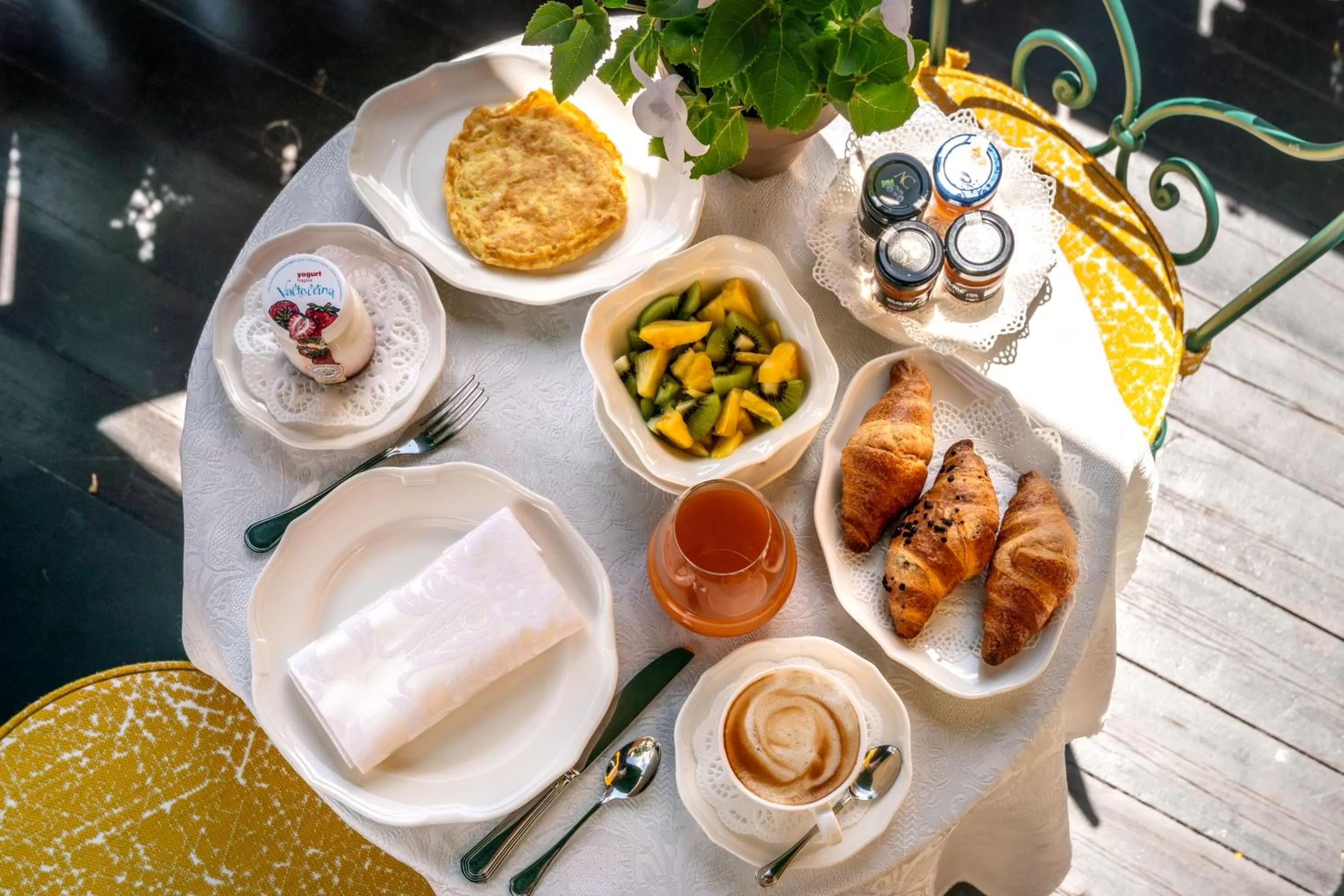 Ambra Cortina Luxury&Fashion Hotel