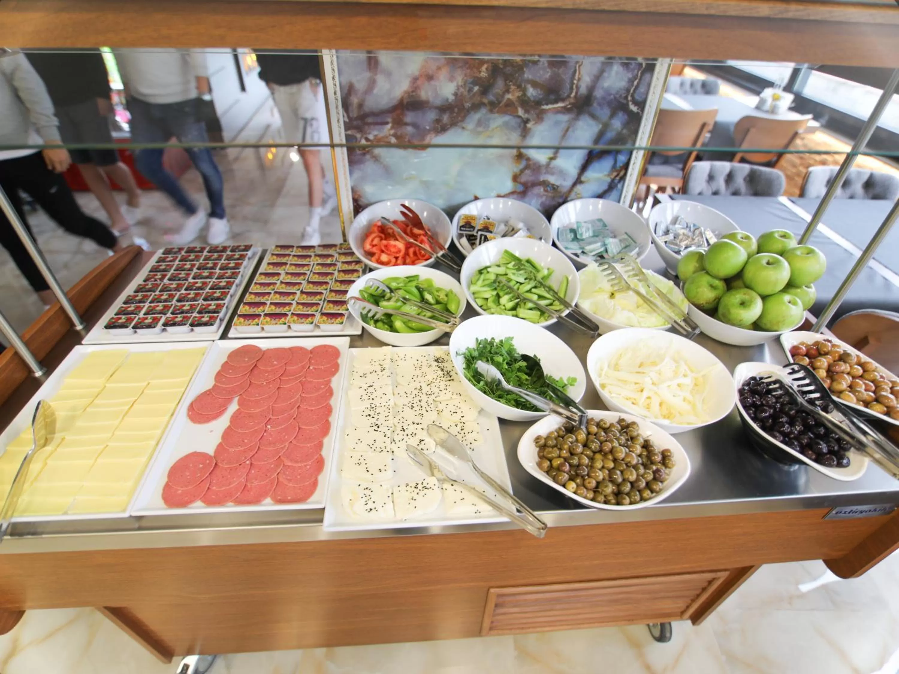 Breakfast in Marbes HOTEL