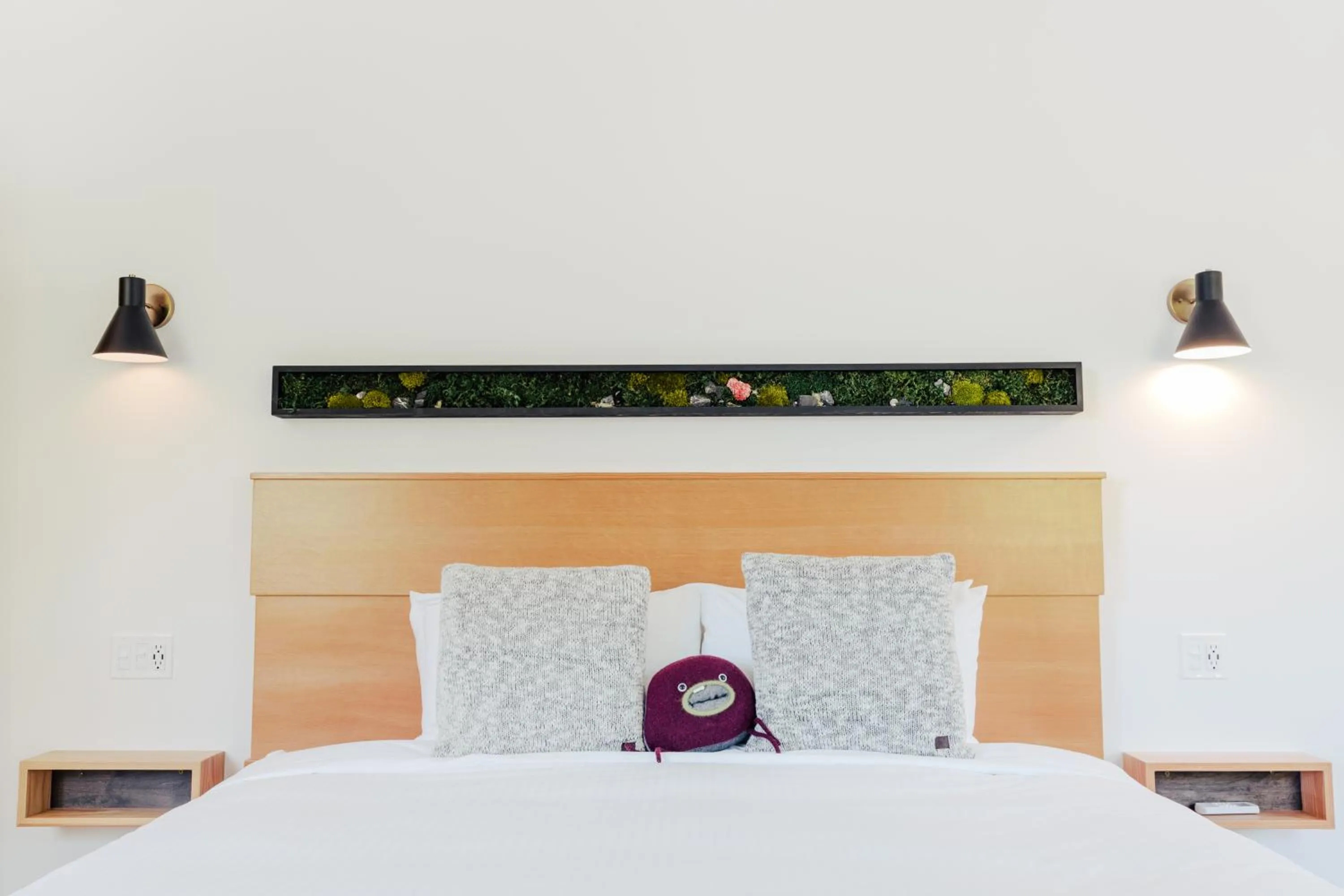 Bed in Pluvio restaurant and rooms