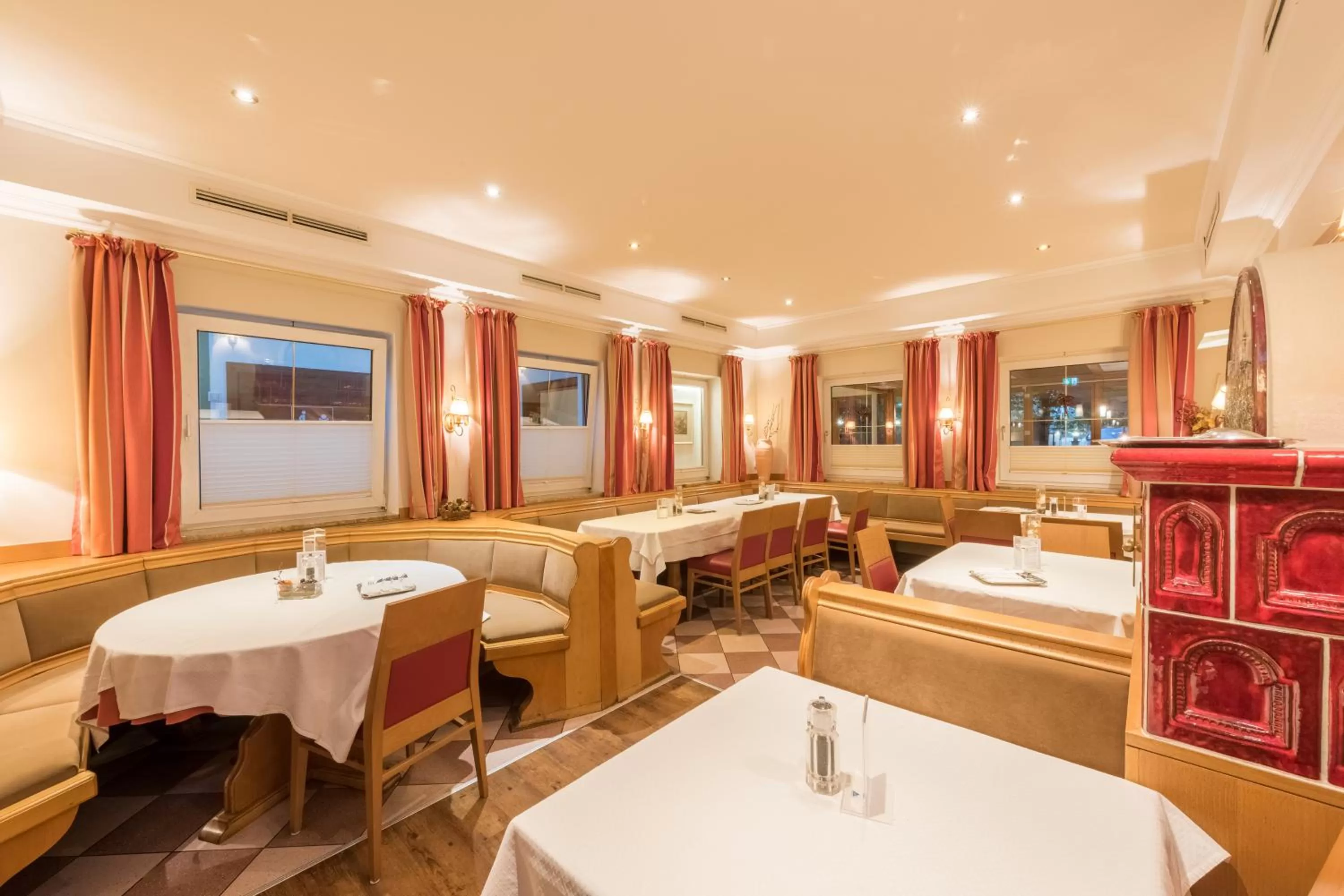 Restaurant/places to eat in Austria Classic Hotel Hölle