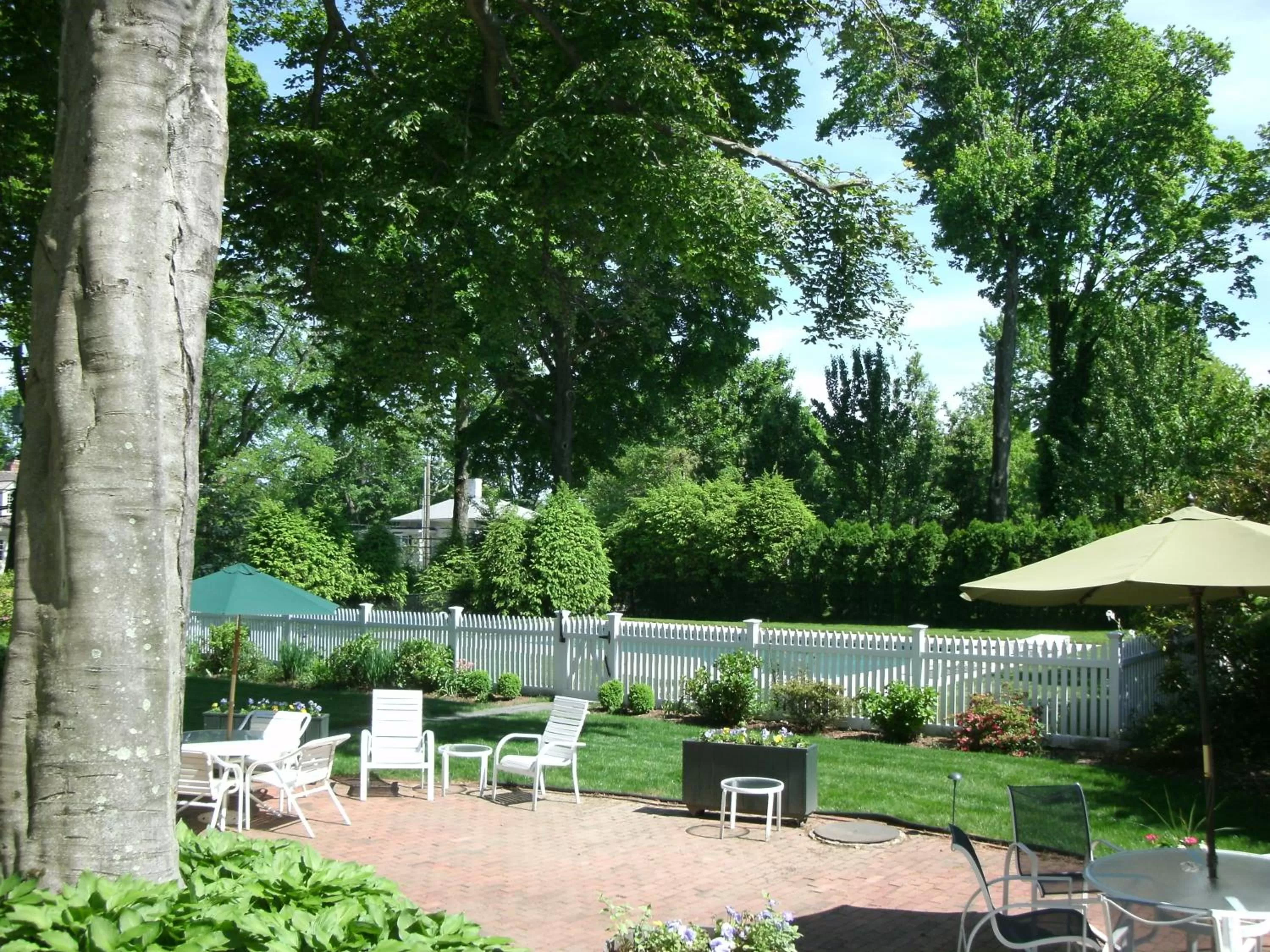 Patio in Stanton House Inn