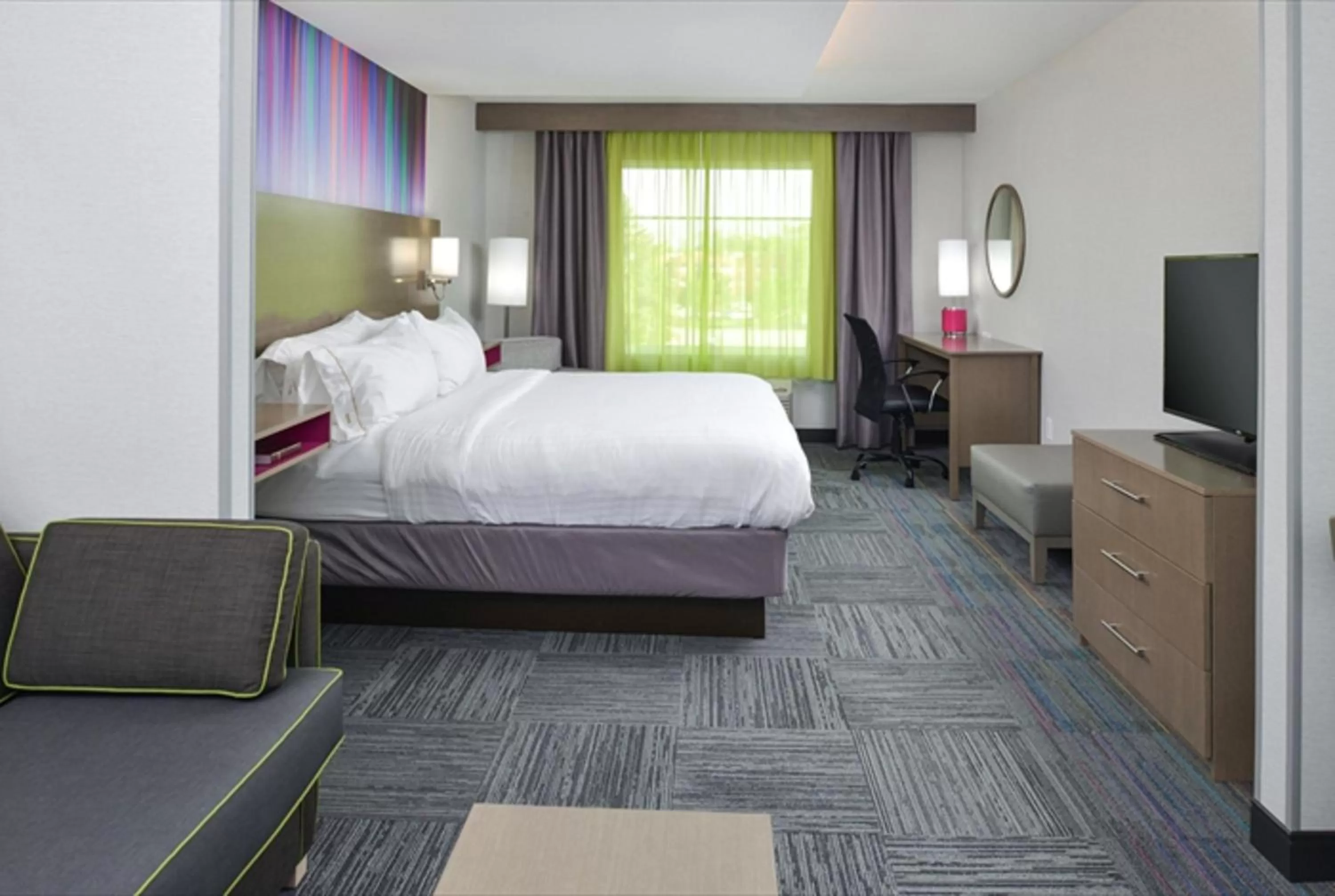 Bedroom, Bed in Holiday Inn Express & Suites Shippensburg by IHG