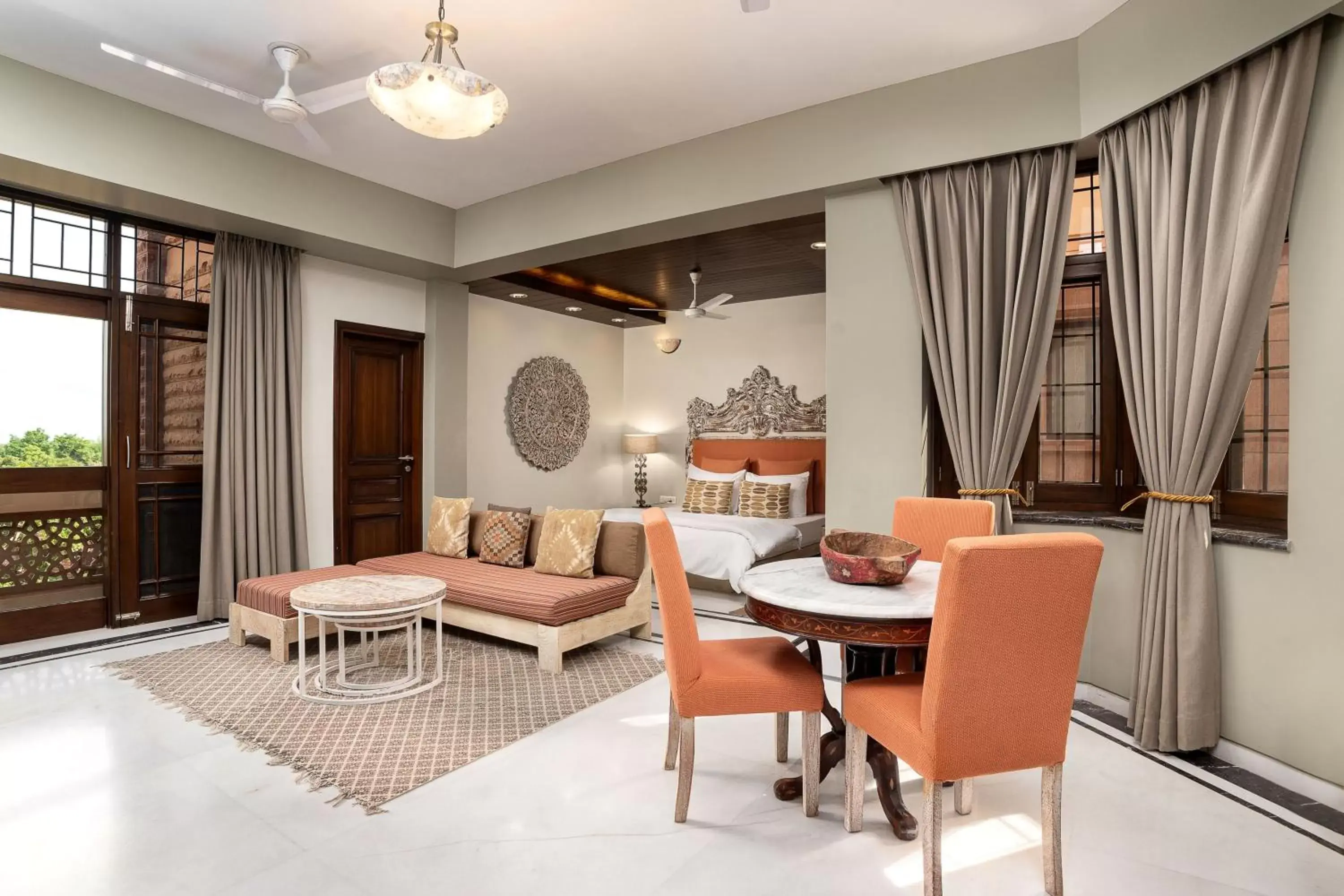 Deluxe King Suite in The Almond Tree Deluxe King Suite in The Almond Tree