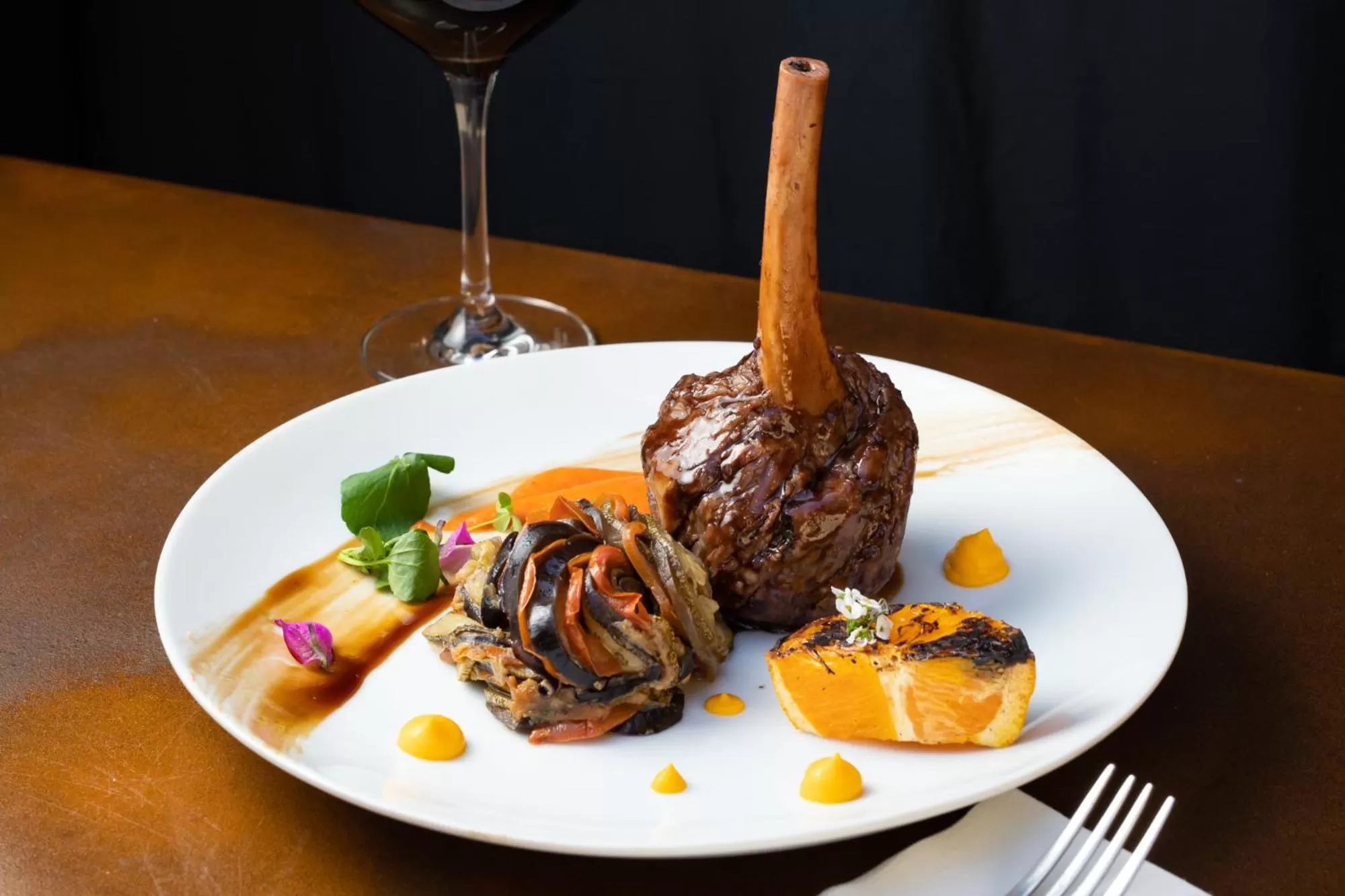 Restaurant/places to eat in Verso Hotel