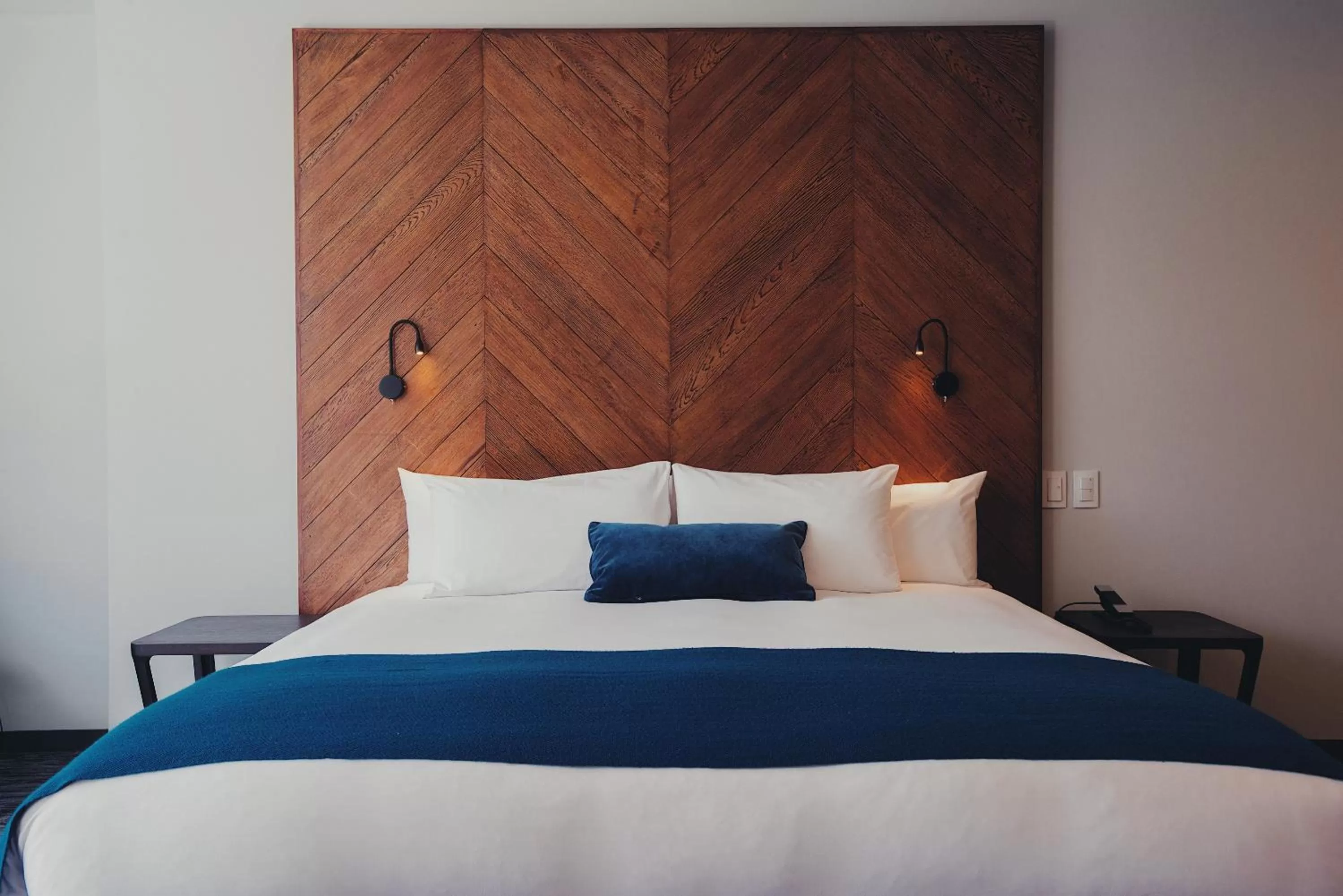 Bed in Atix Hotel, a Member of Design Hotels
