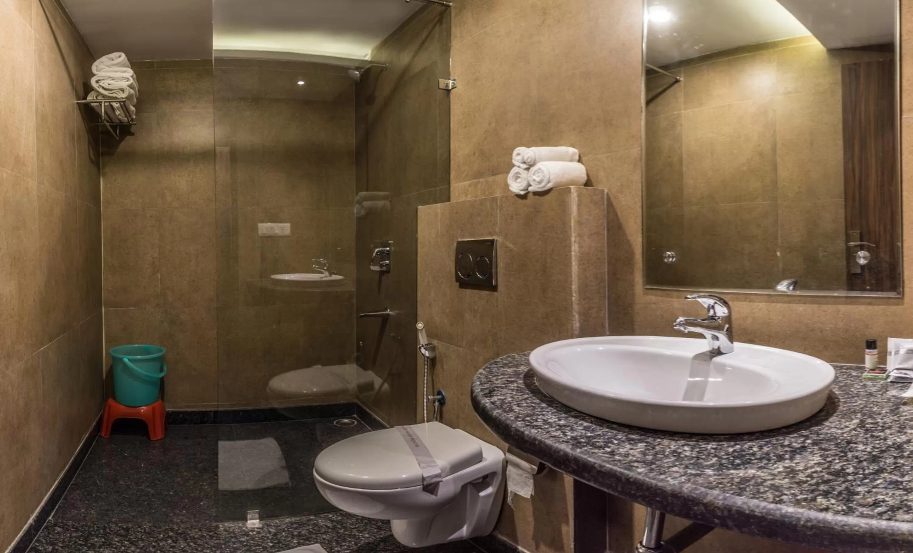 Toilet in Hotel Suktara International