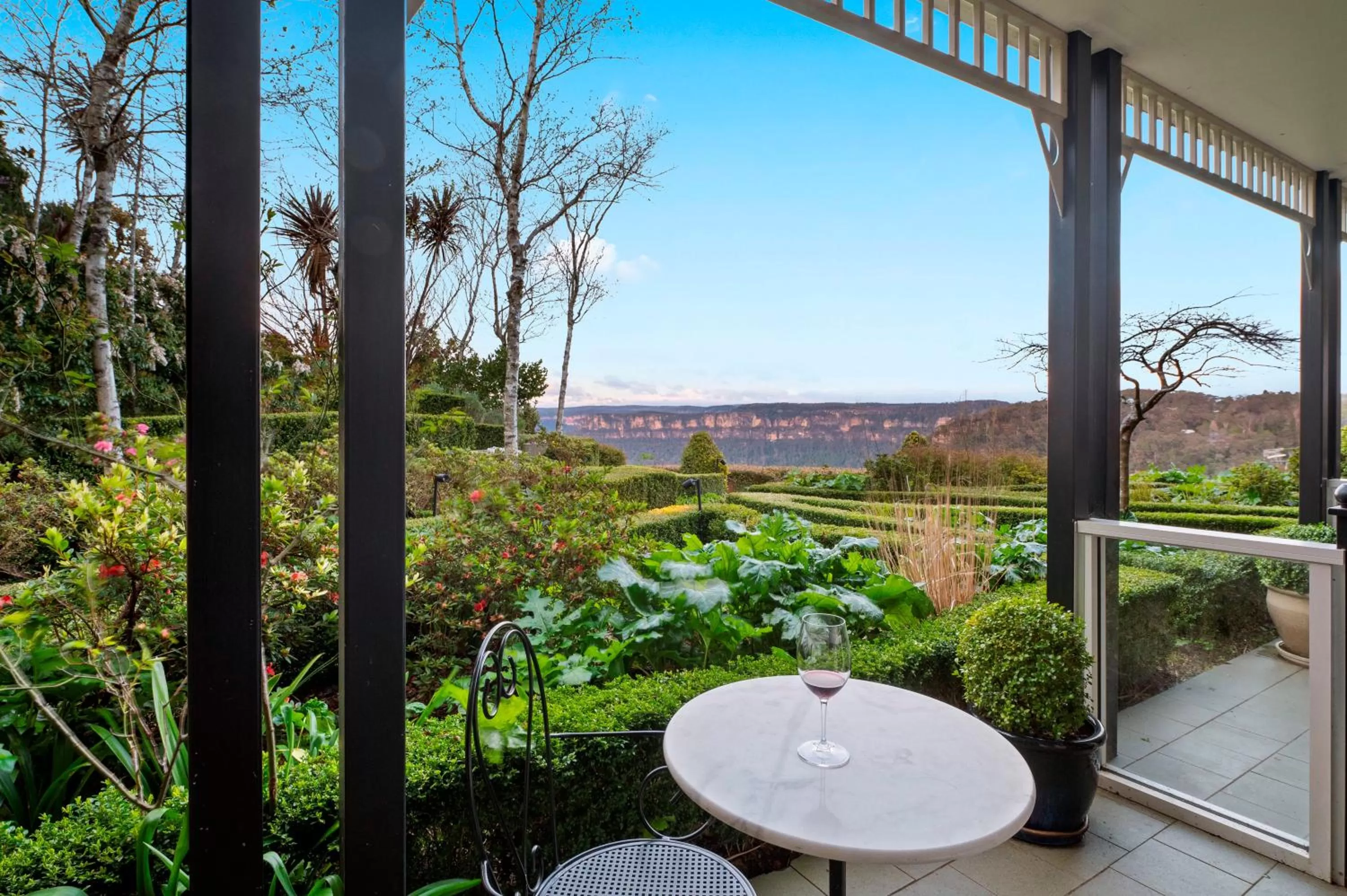 Garden in Echoes Boutique Hotel & Restaurant Blue Mountains