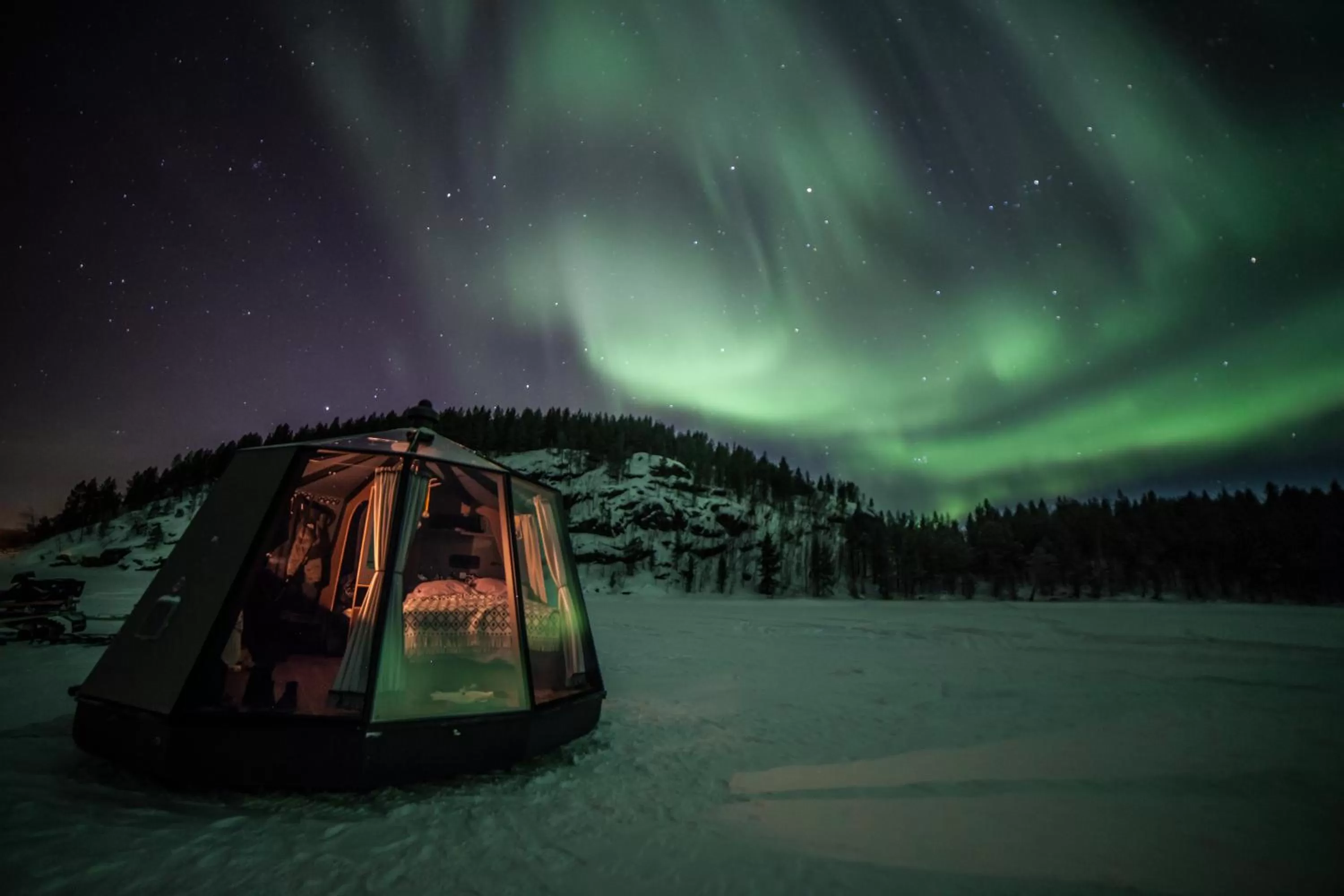 Winter in Peace & Quiet Hotel