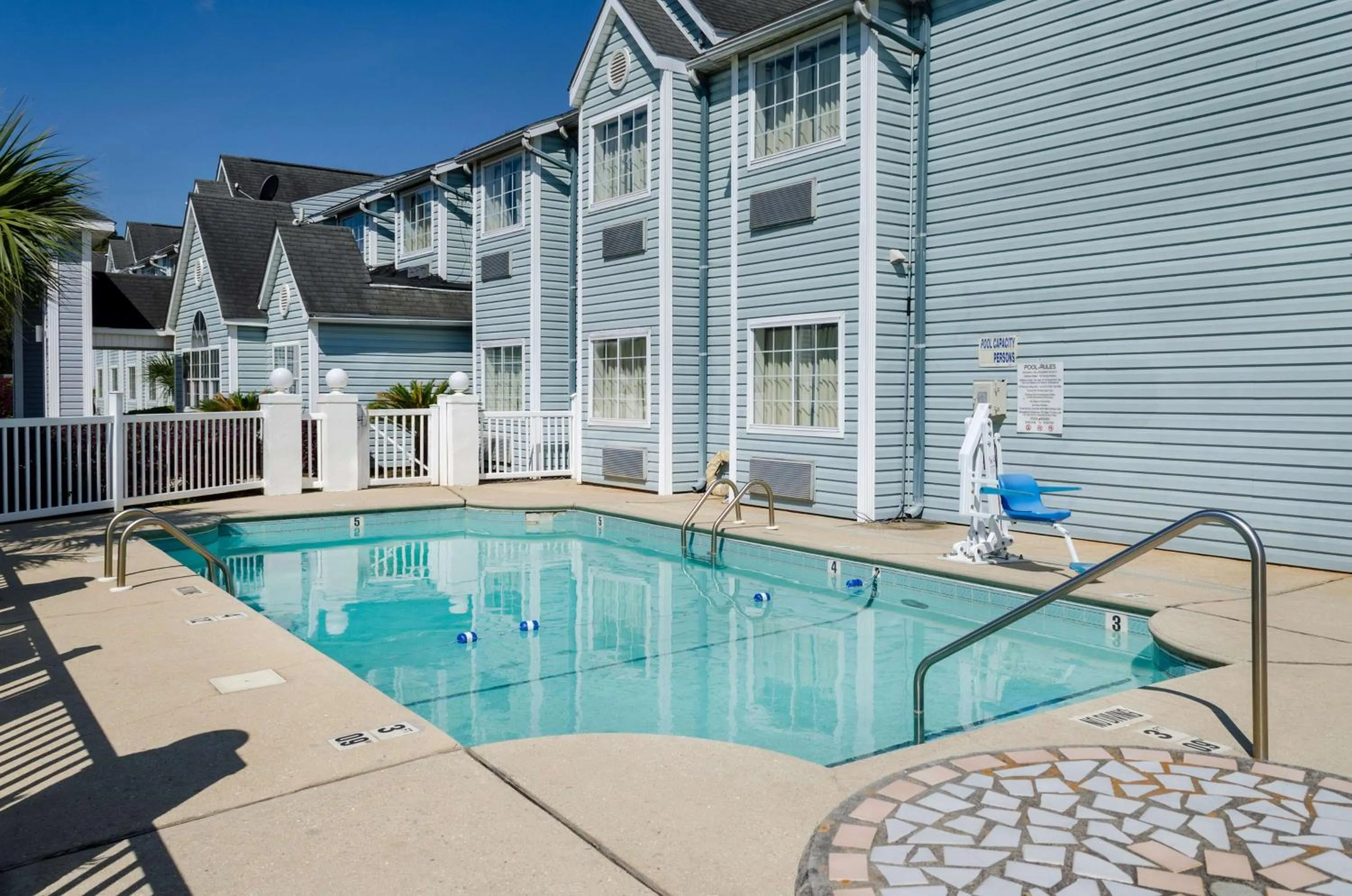 On site in Motel 6-Mobile, AL