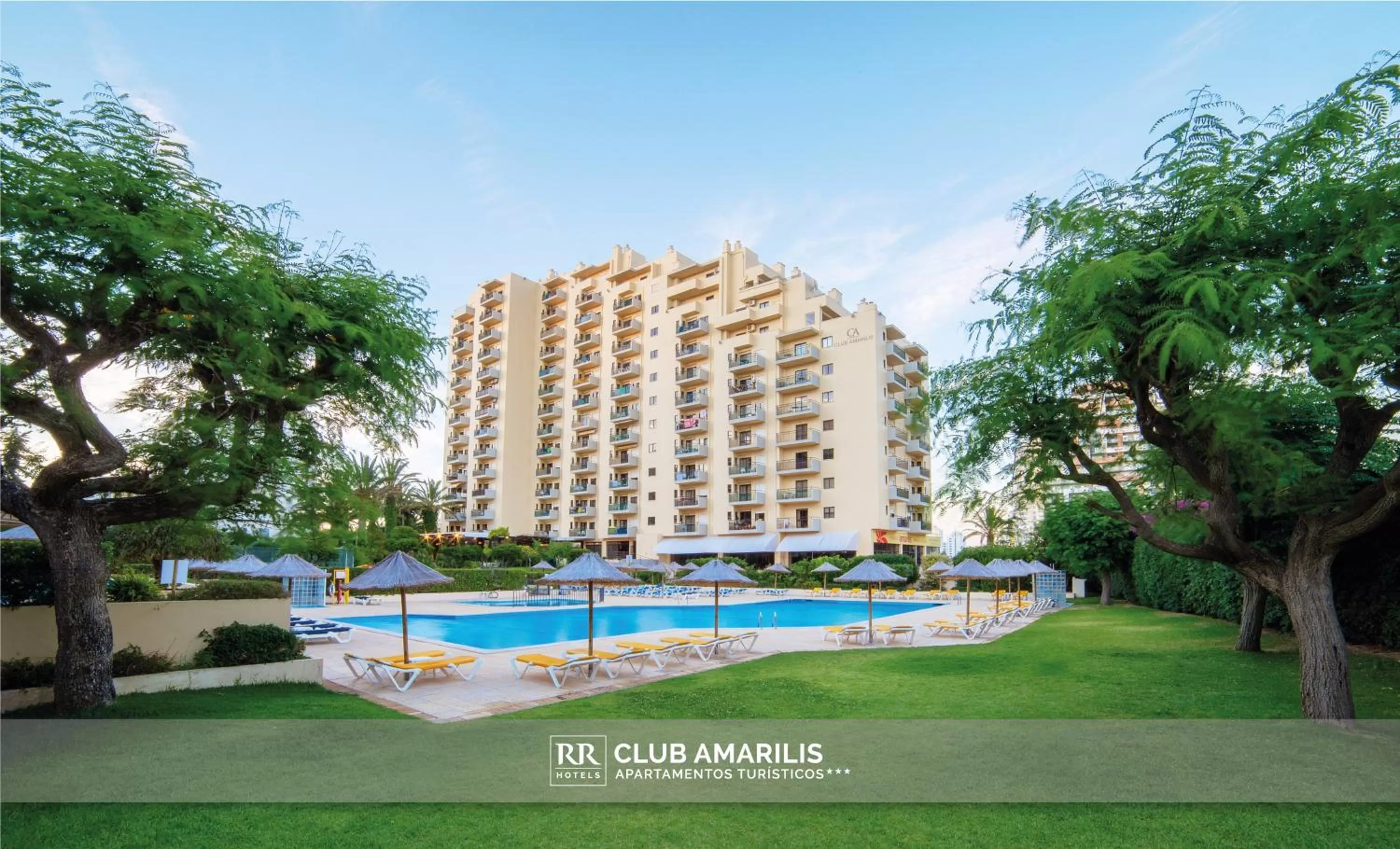 Property building in RR Club Amarilis