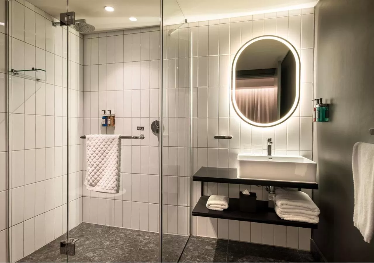 Bathroom in The Rockefeller Hotel by NEWMARK