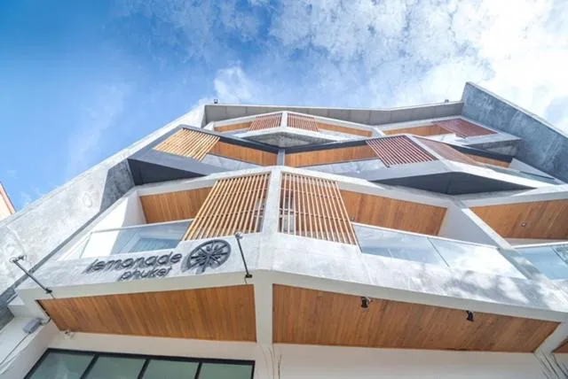 Lemonade Phuket Hotel -SHA Plus