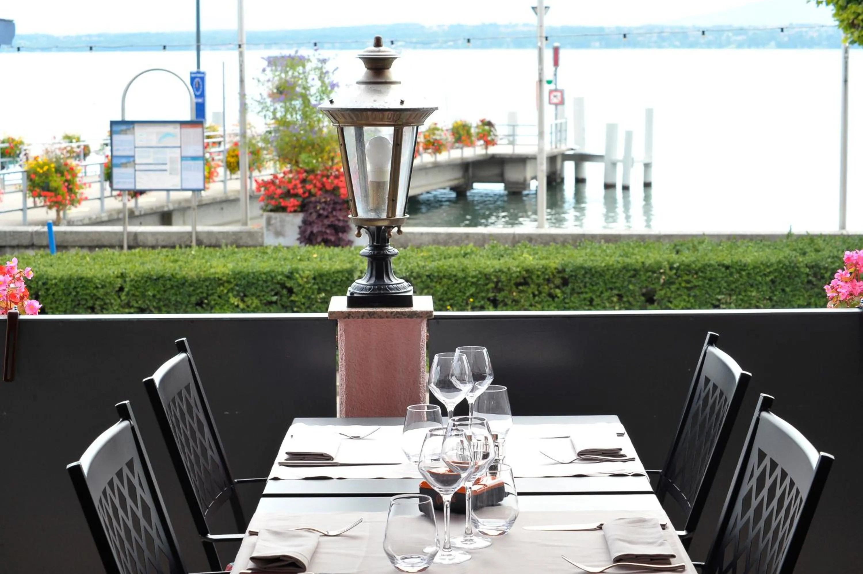 Restaurant/places to eat in Hotel Le Rive