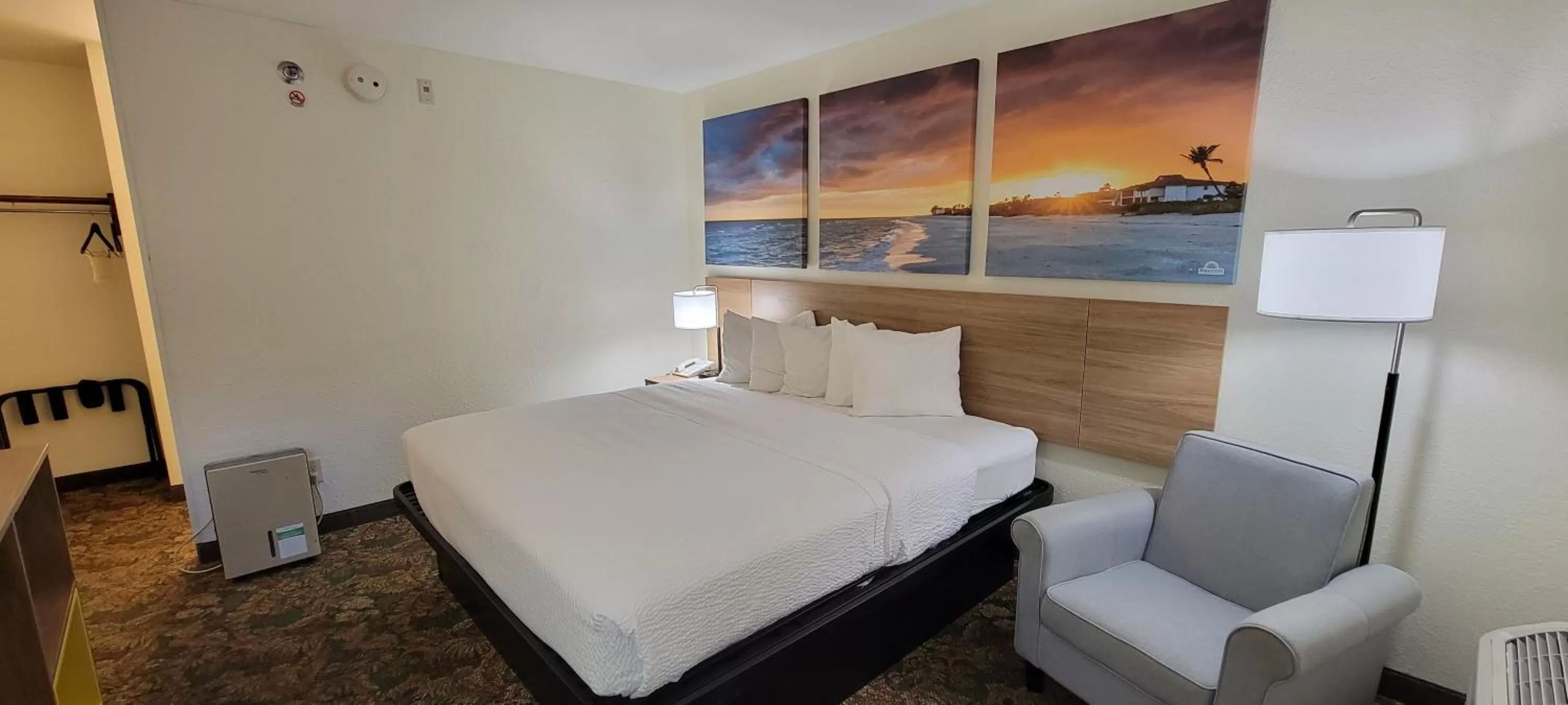 Hotel Carolina A Days Inn by Wyndham