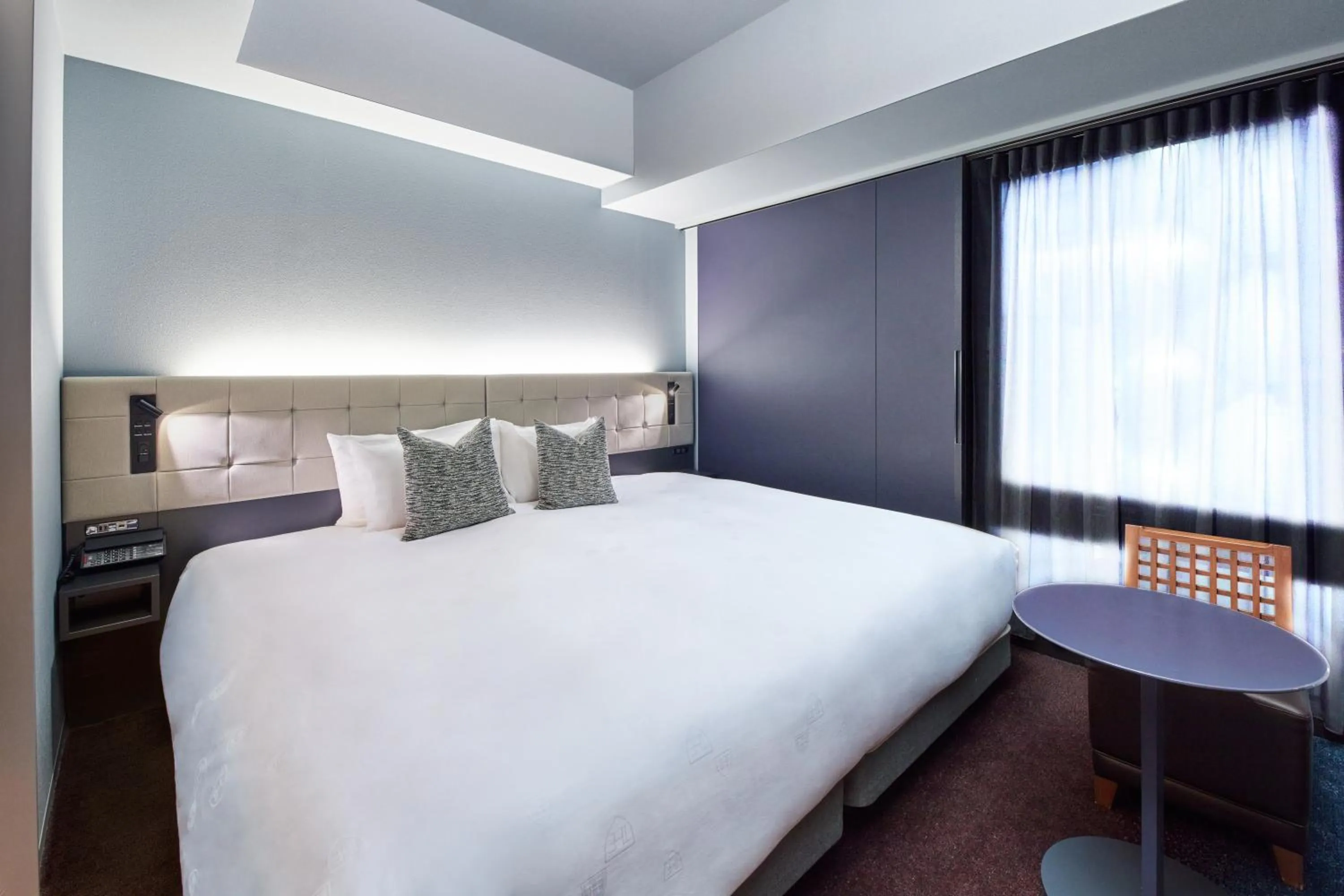 Bed in The Royal Park Canvas - Ginza 8