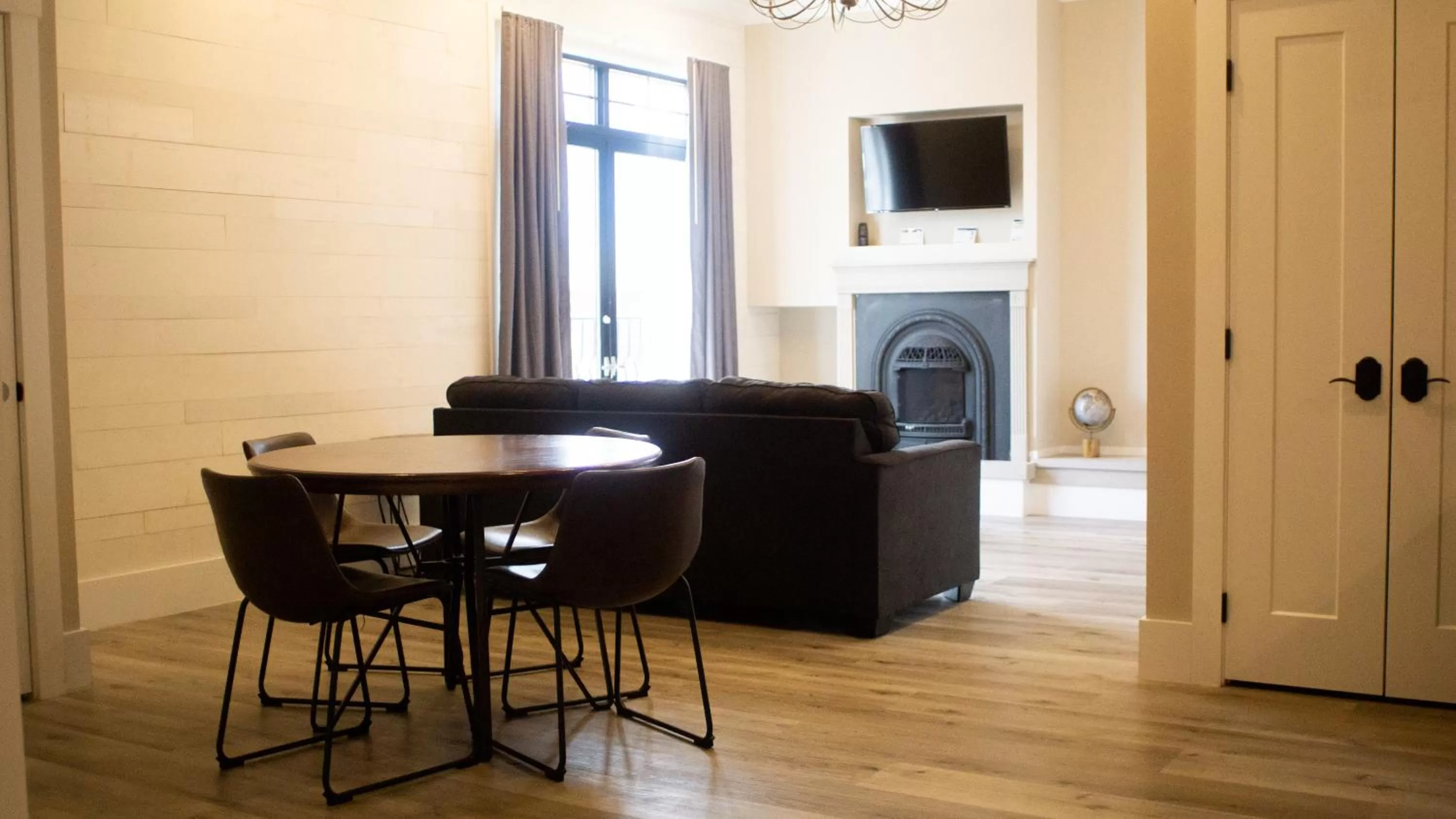 Living room in Central Hotel, Ascend Hotel Collection