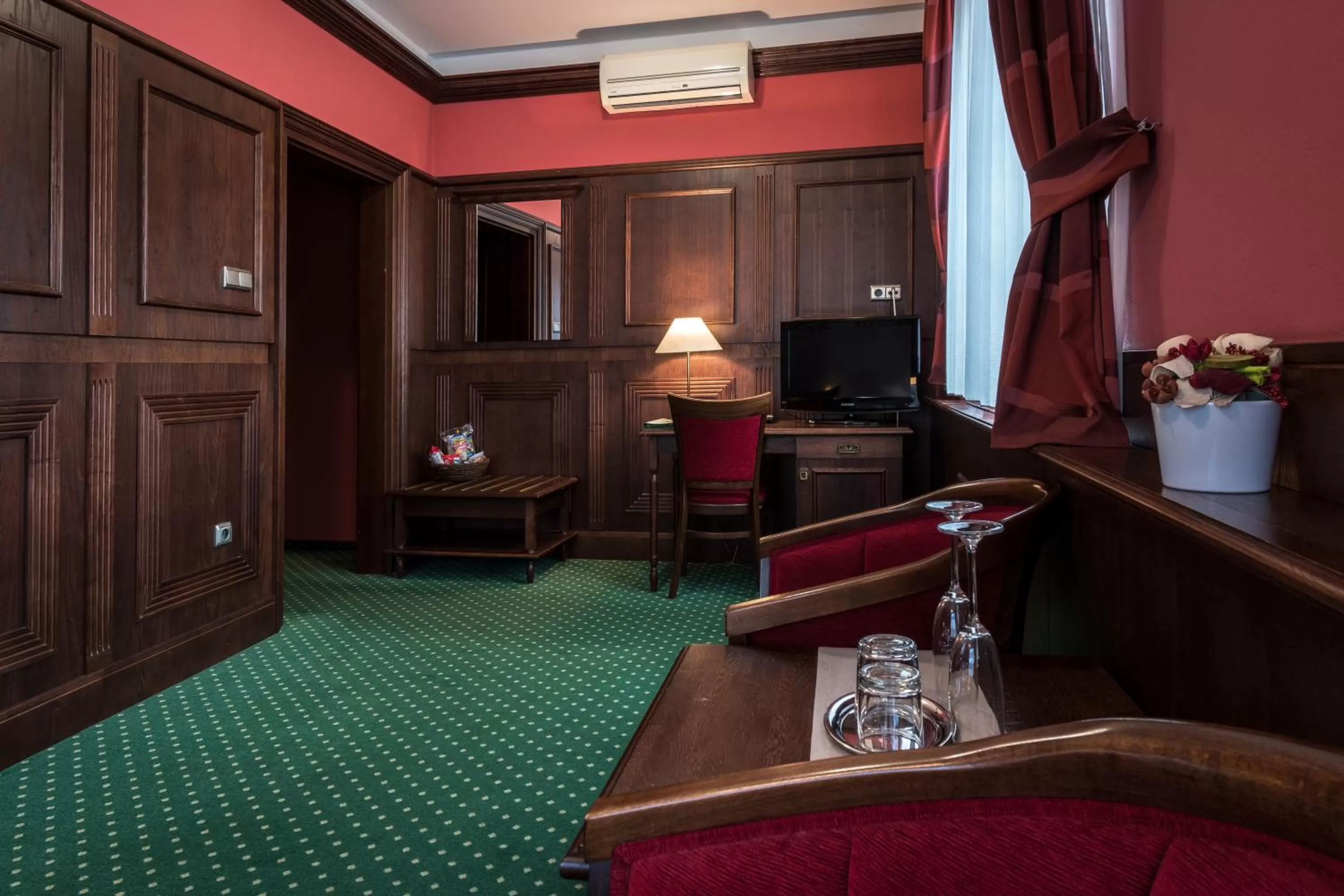 Photo of the whole room in Hotel U Hejtmana Šarovce