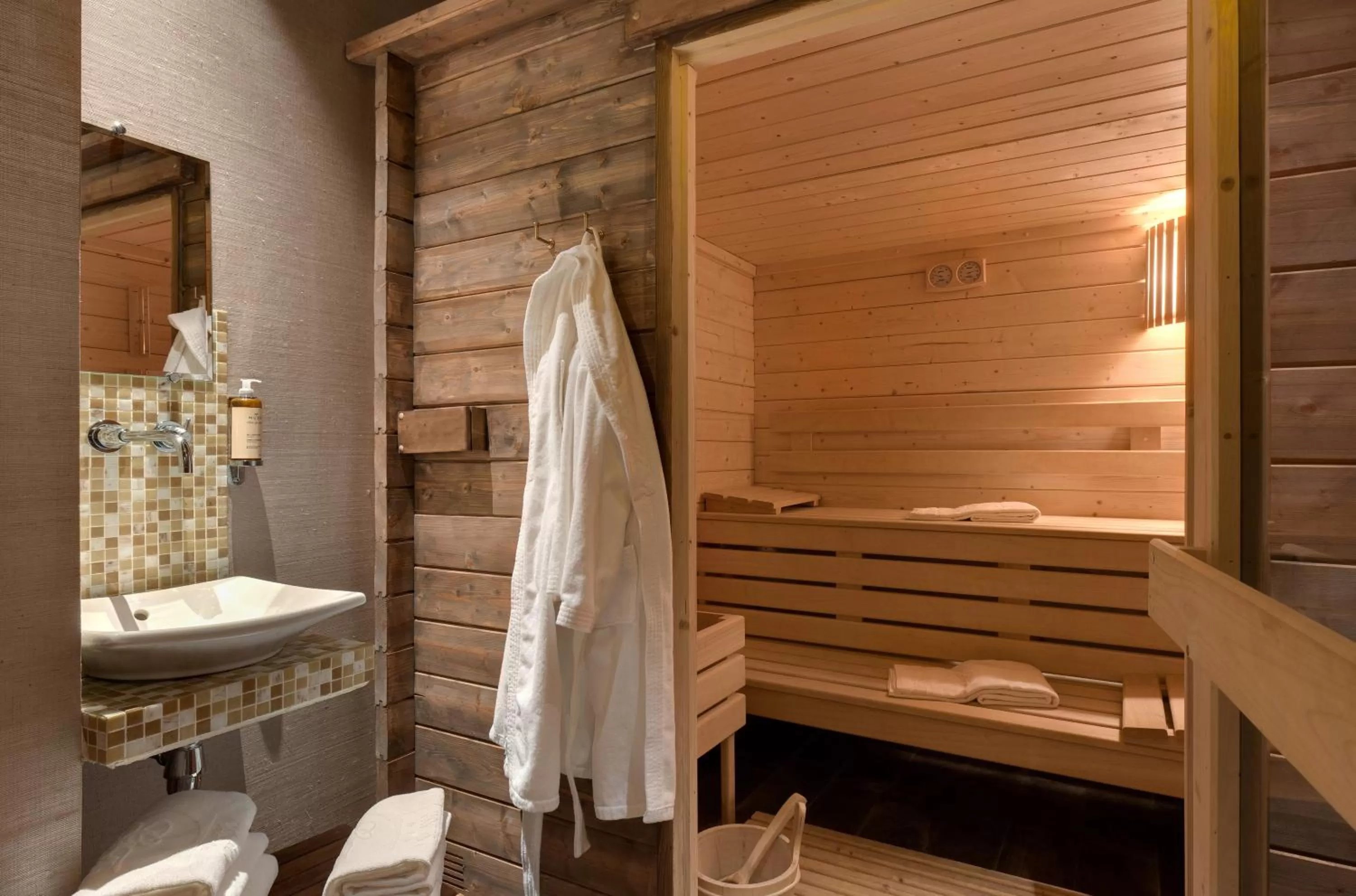 Sauna in Rochester Champs Elysees