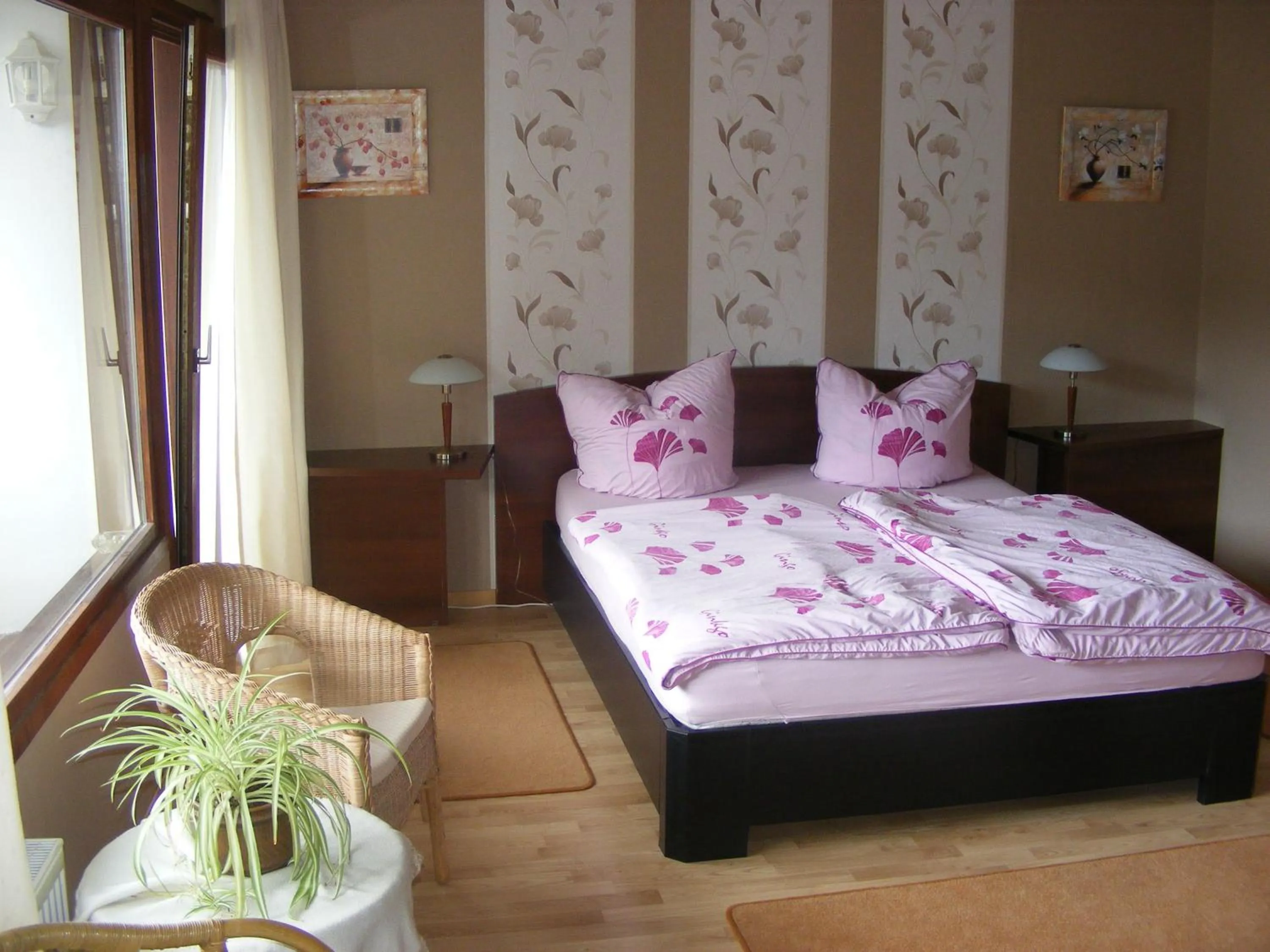 Bedroom in Zum Achten Himmel