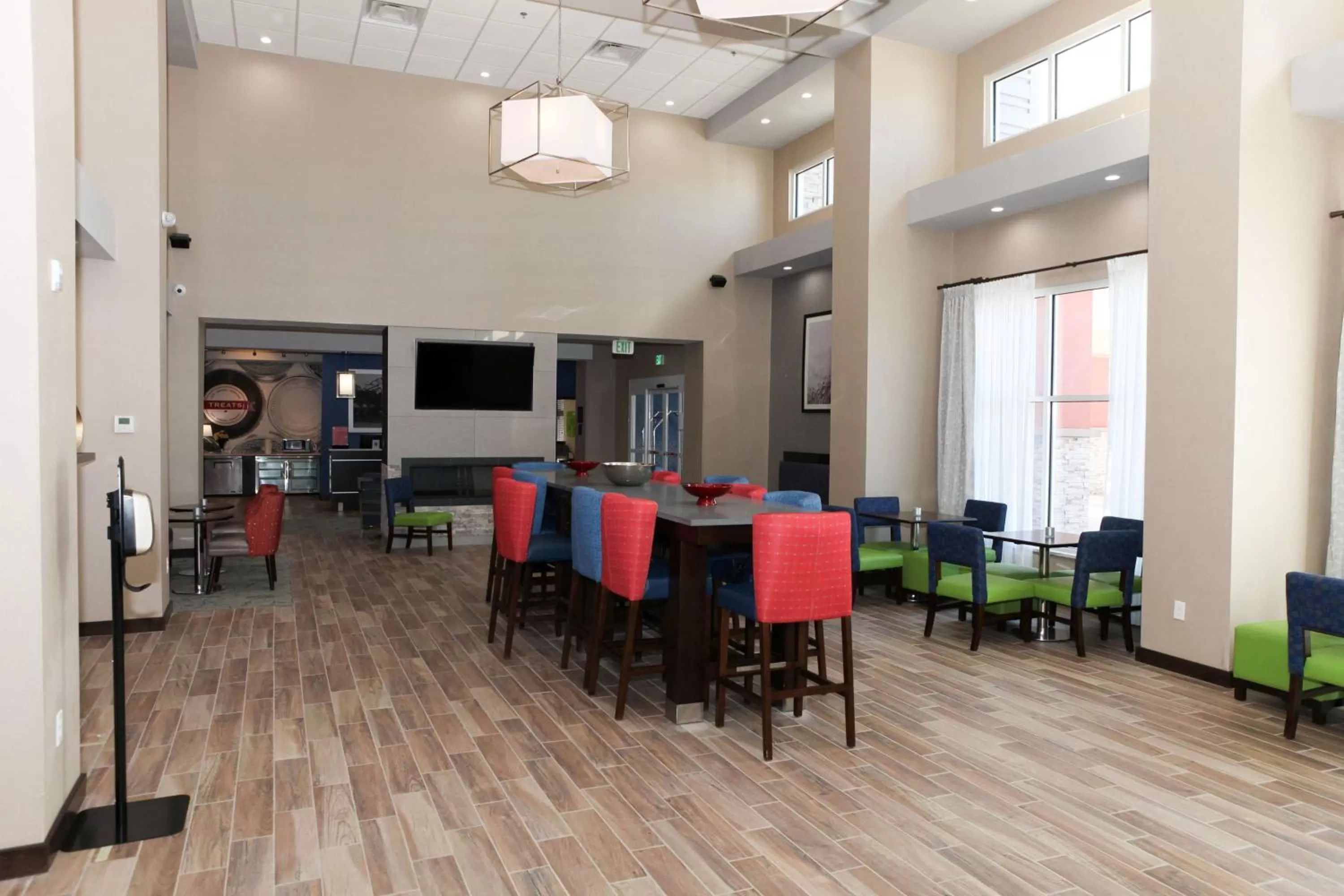 Lobby or reception in Hampton Inn & Suites Lafayette