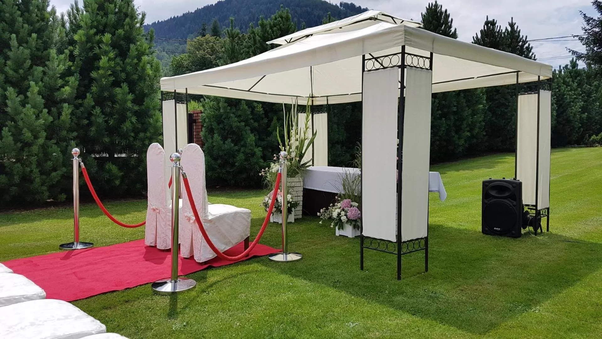 Garden in Hotel Zimnik Luksus Natury Spa & Wellness