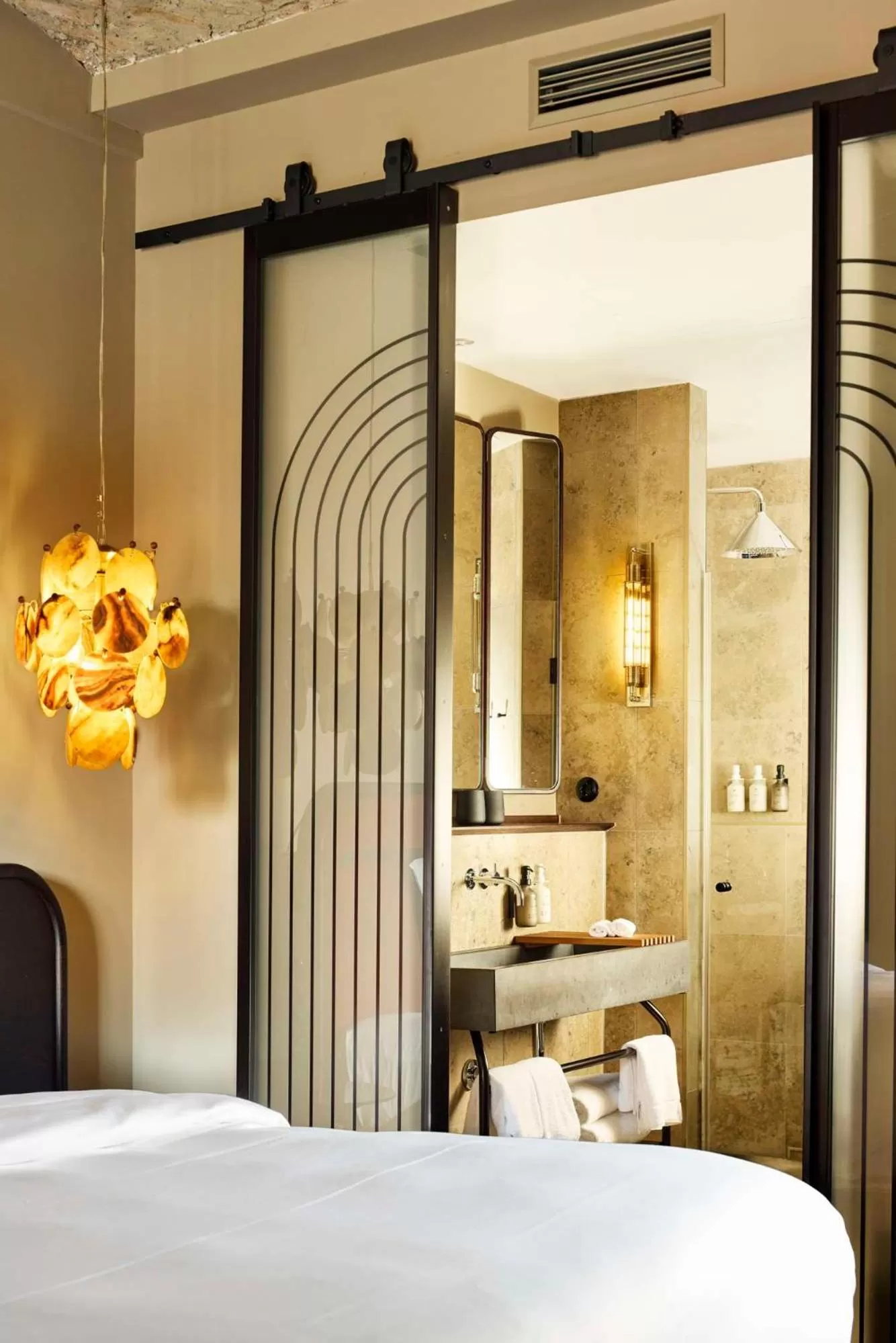 Bathroom, Bed in Telegraphenamt