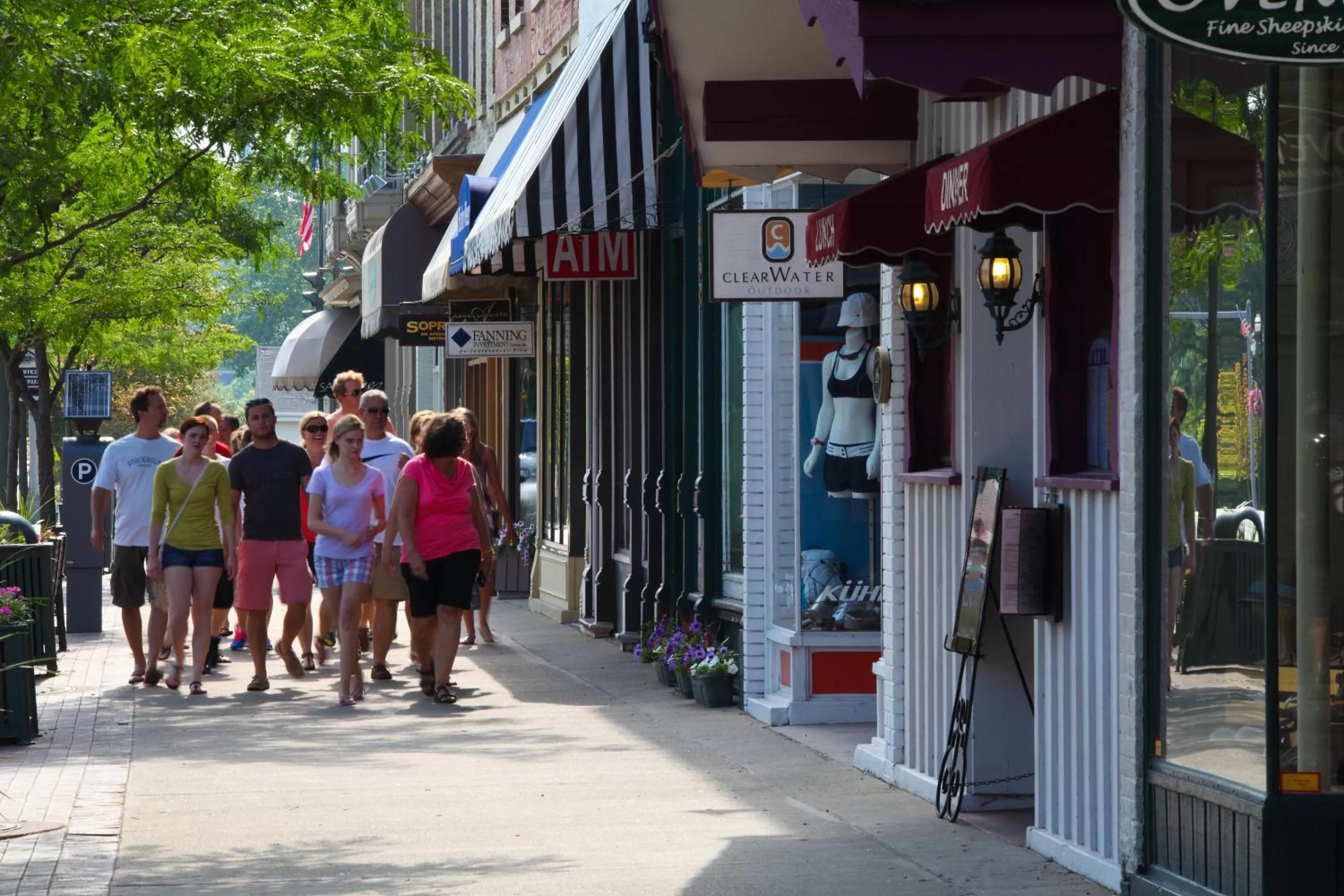 Shopping Area in Harbor Shores on Lake Geneva