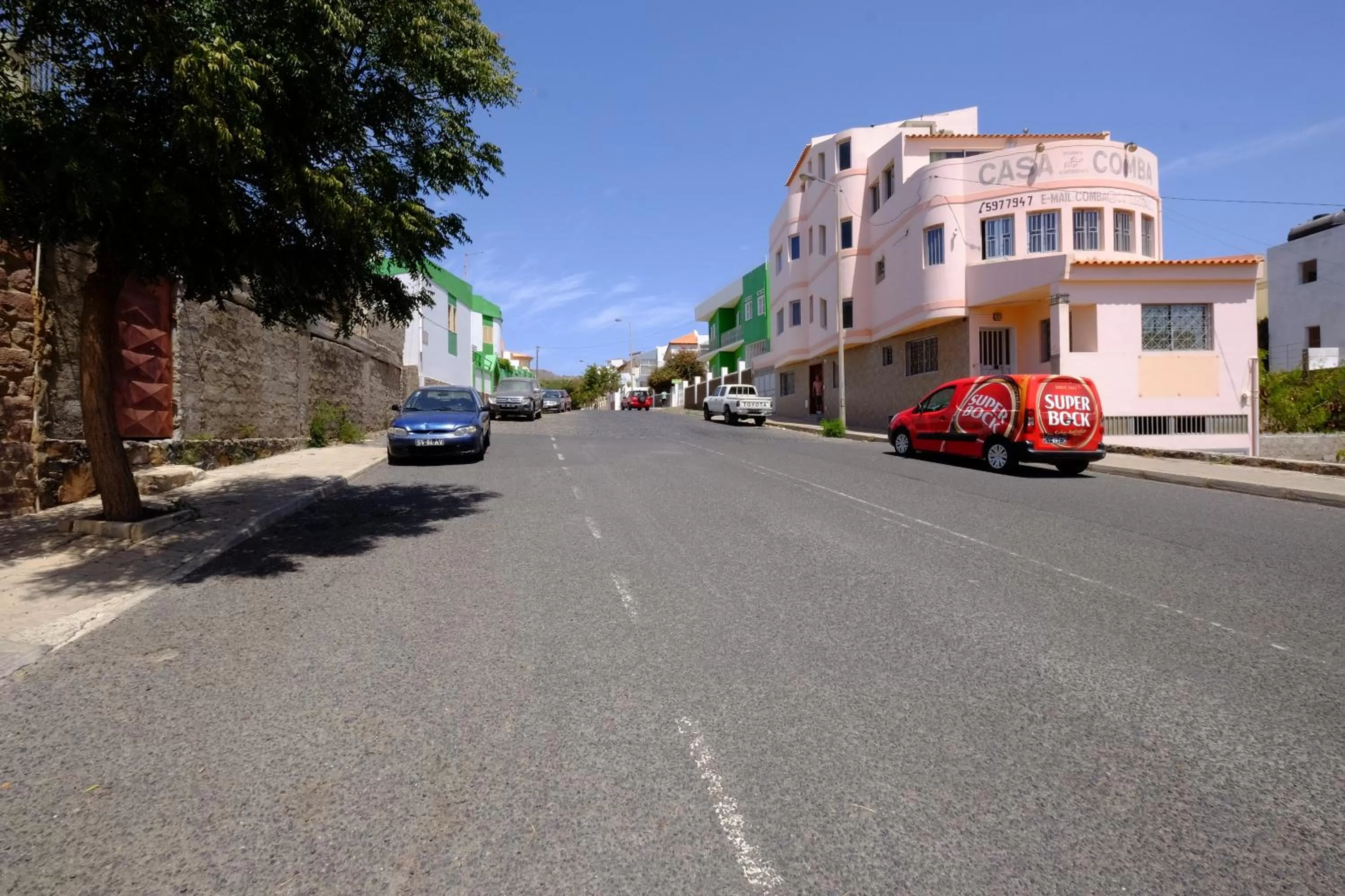 Facade/entrance in Casa Comba