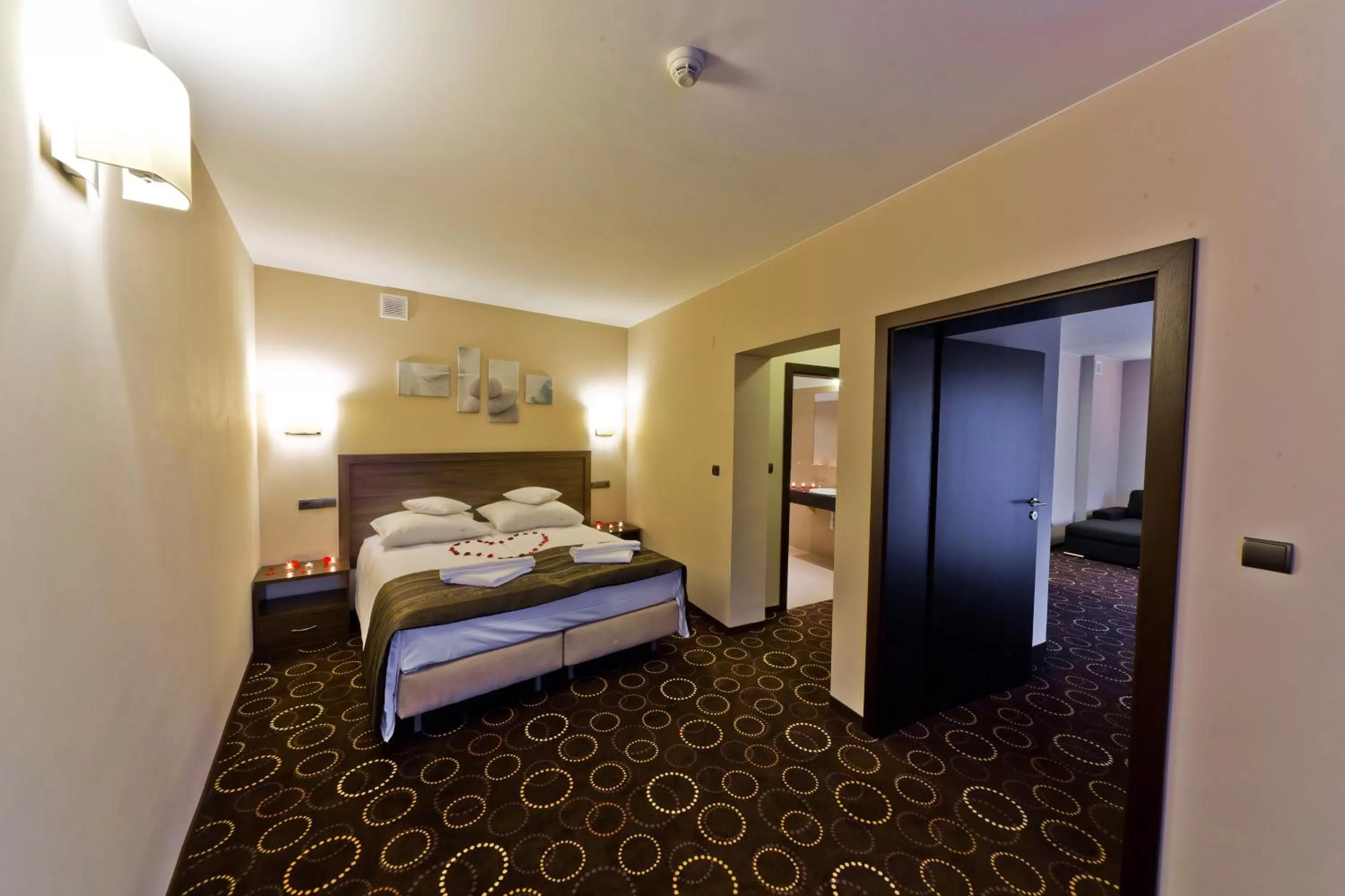 Photo of the whole room, Bed in Hotel Zimnik Luksus Natury Spa & Wellness