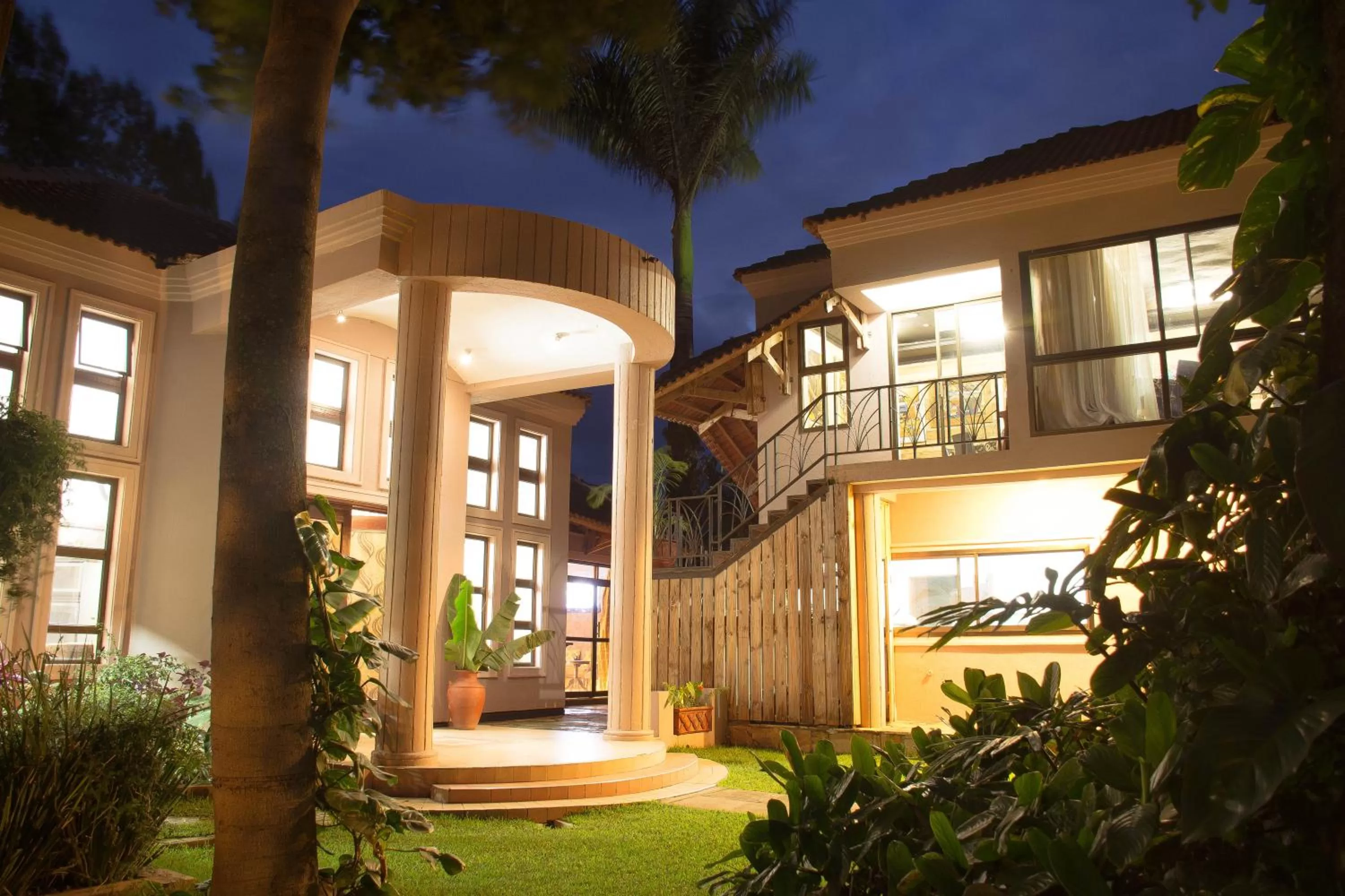 Facade/entrance in Zawadi House Lodge