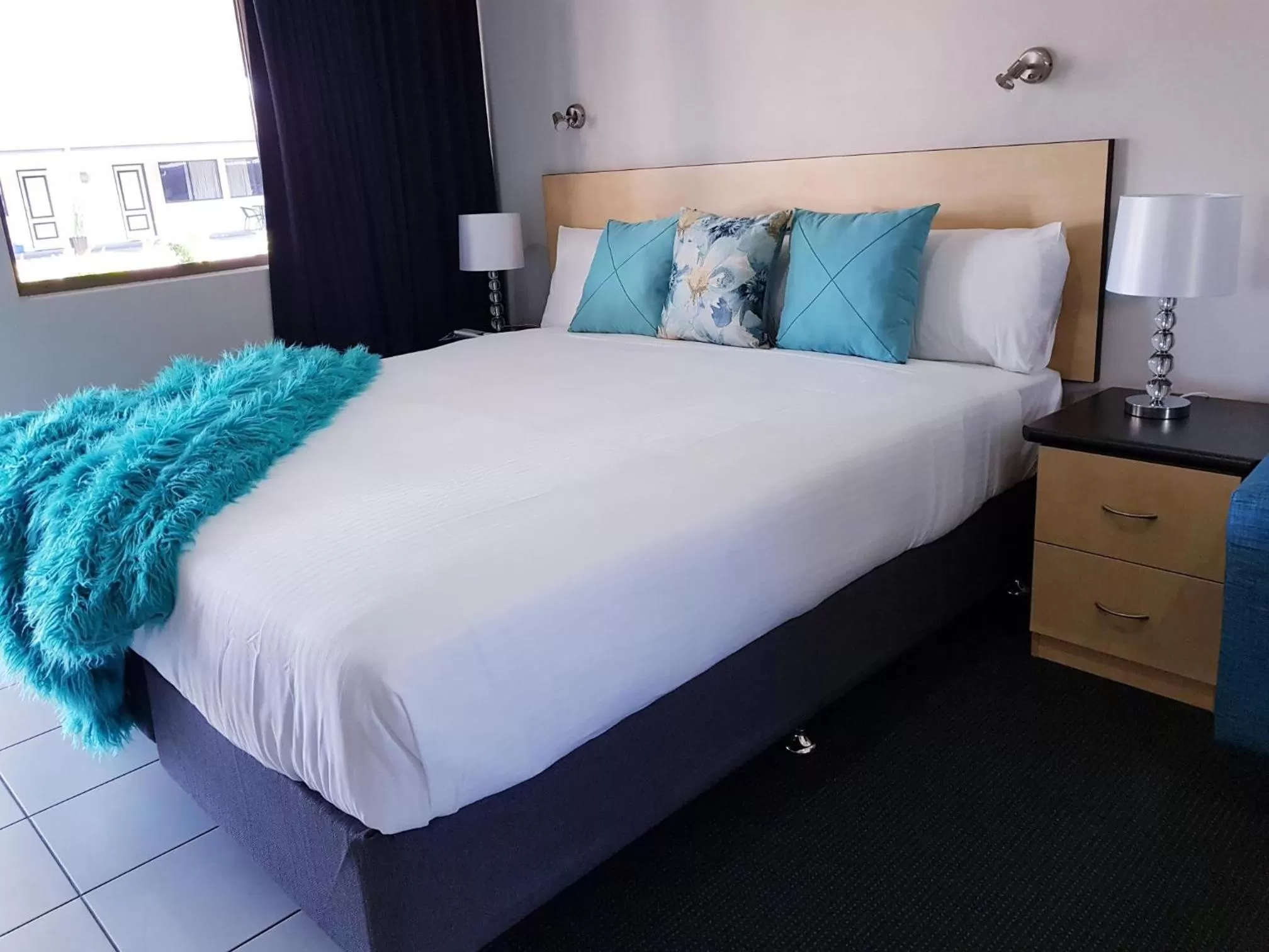 Bedroom, Bed in Alara Motor Inn